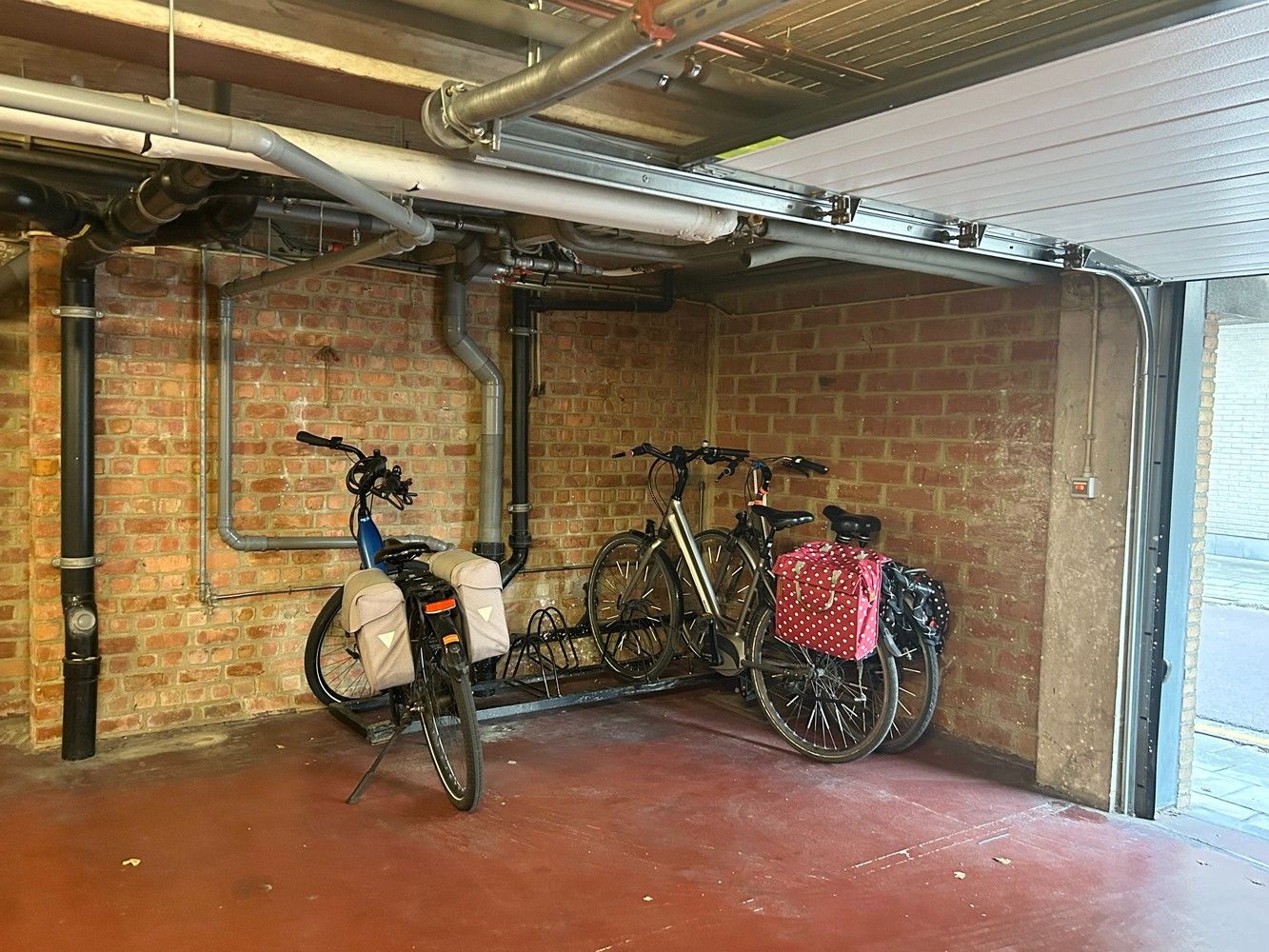 Prachtig gerenoveerd appartement met privatieve parking nabij Leuven foto 15