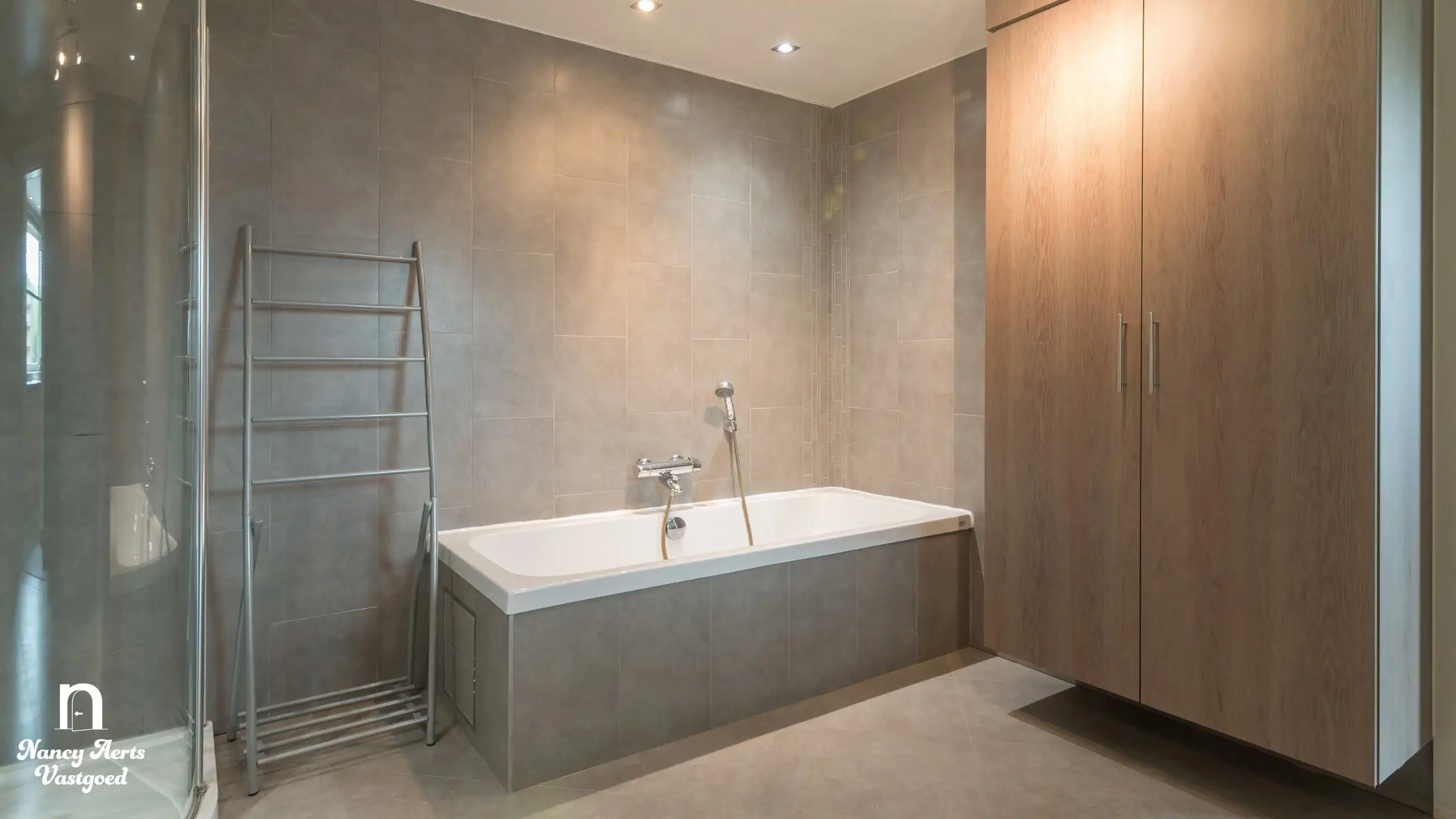 Rustig wonen – ruime gezinswoning op een perceel van 1102 m² foto 17