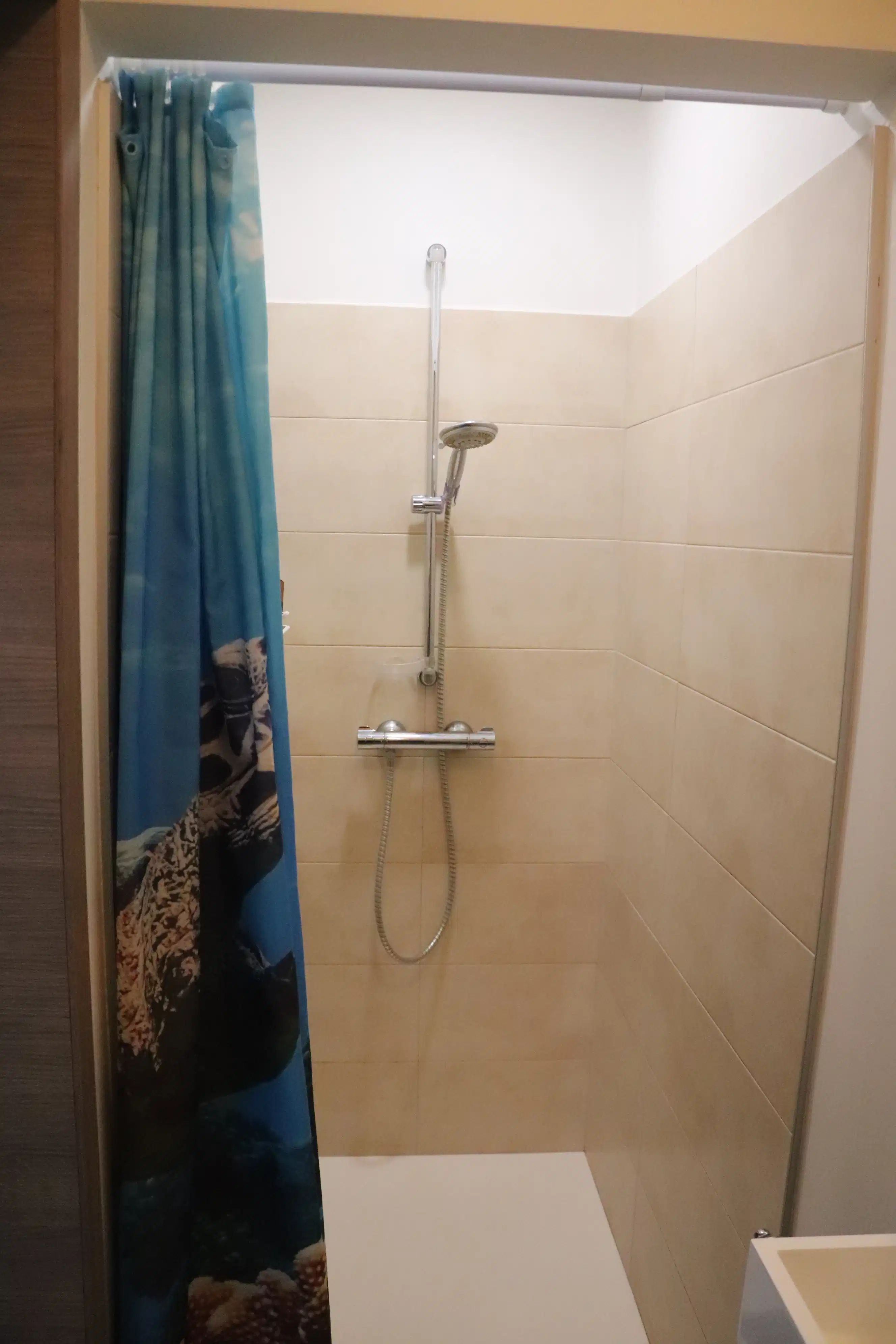 TE KOOP! Jouw instapklaar droomhuis met 5 slaapkamers en een royaal perceel van bijna 28 are in Heusden-Zolder! foto 8