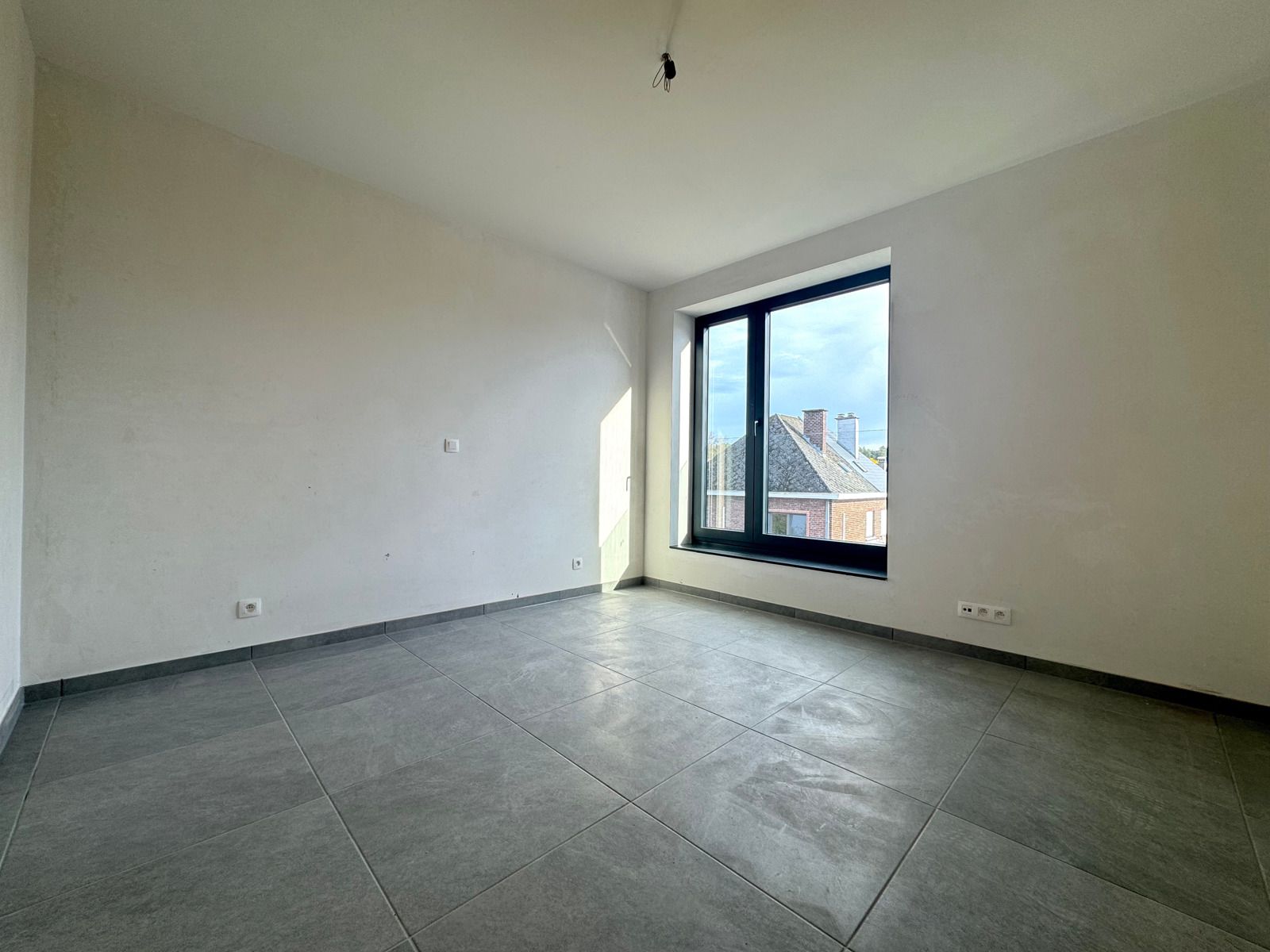 Prachtig nieuwbouw appartement inclusief twee staanplaatsen foto 8