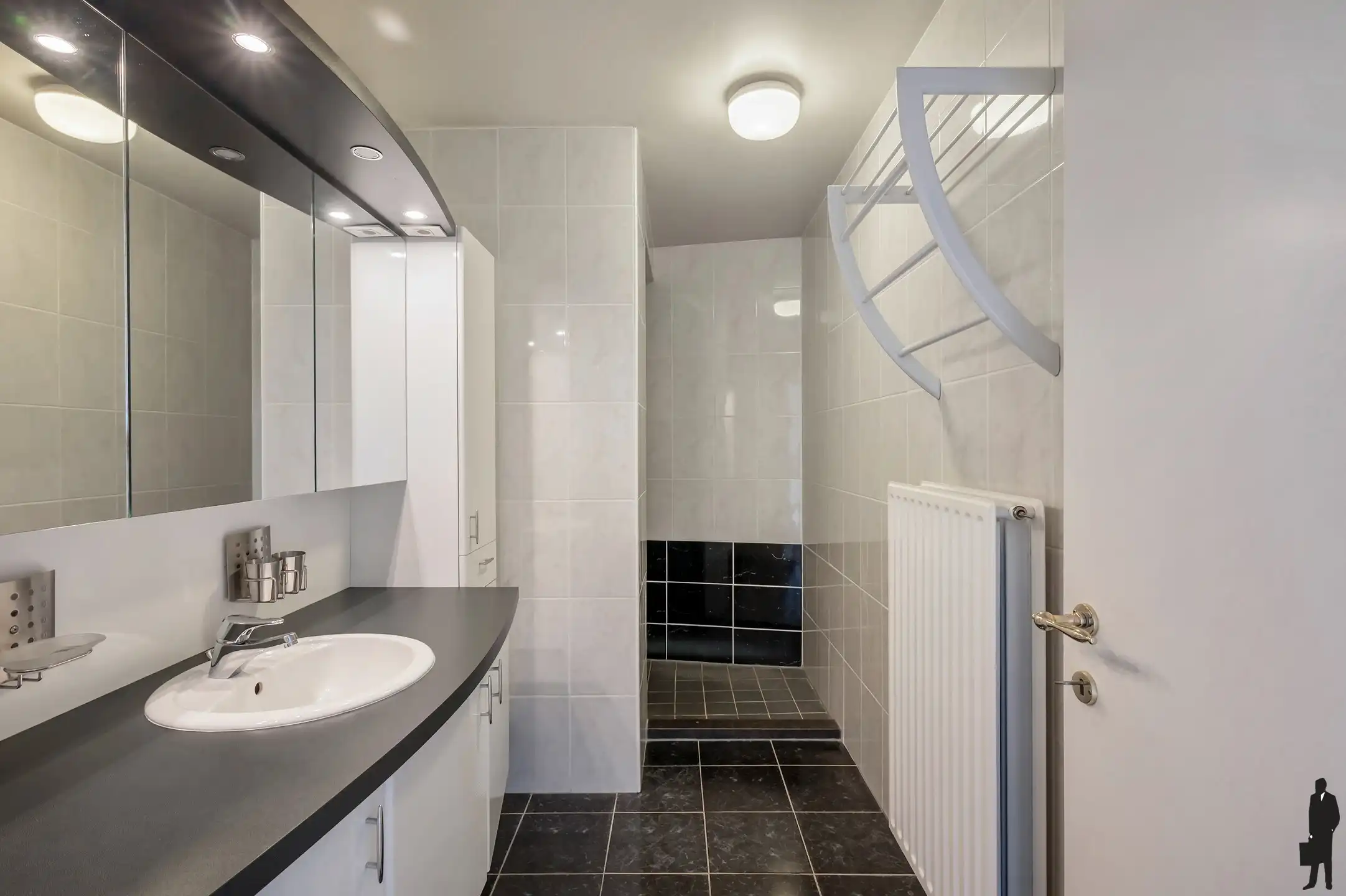 Ruim appartement van 123m² met zuidterras foto 14