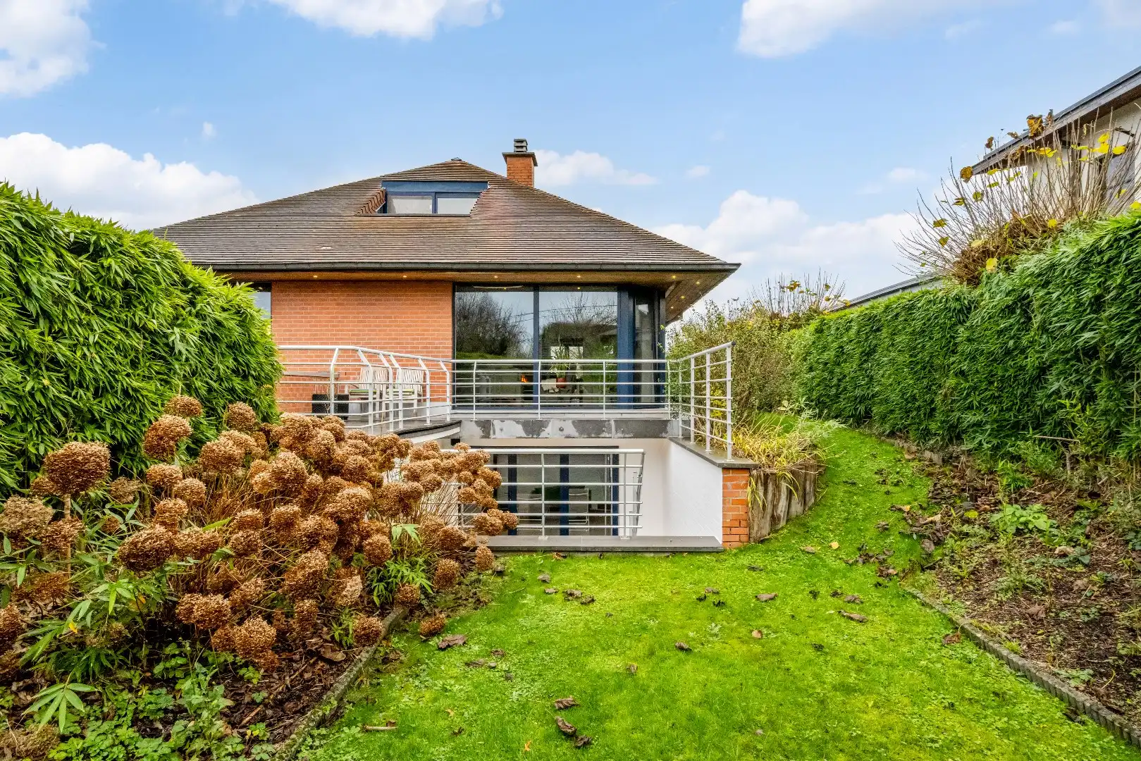 Villa met 115m² ondernemingsruimte! foto 5