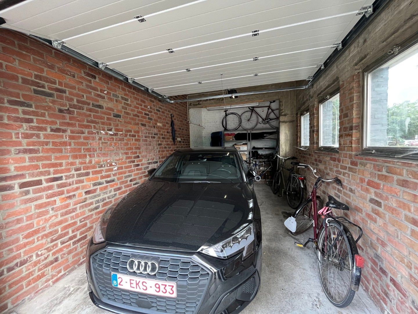 Ruim, lichtrijk appartement met garage én berging (kelder). foto 23