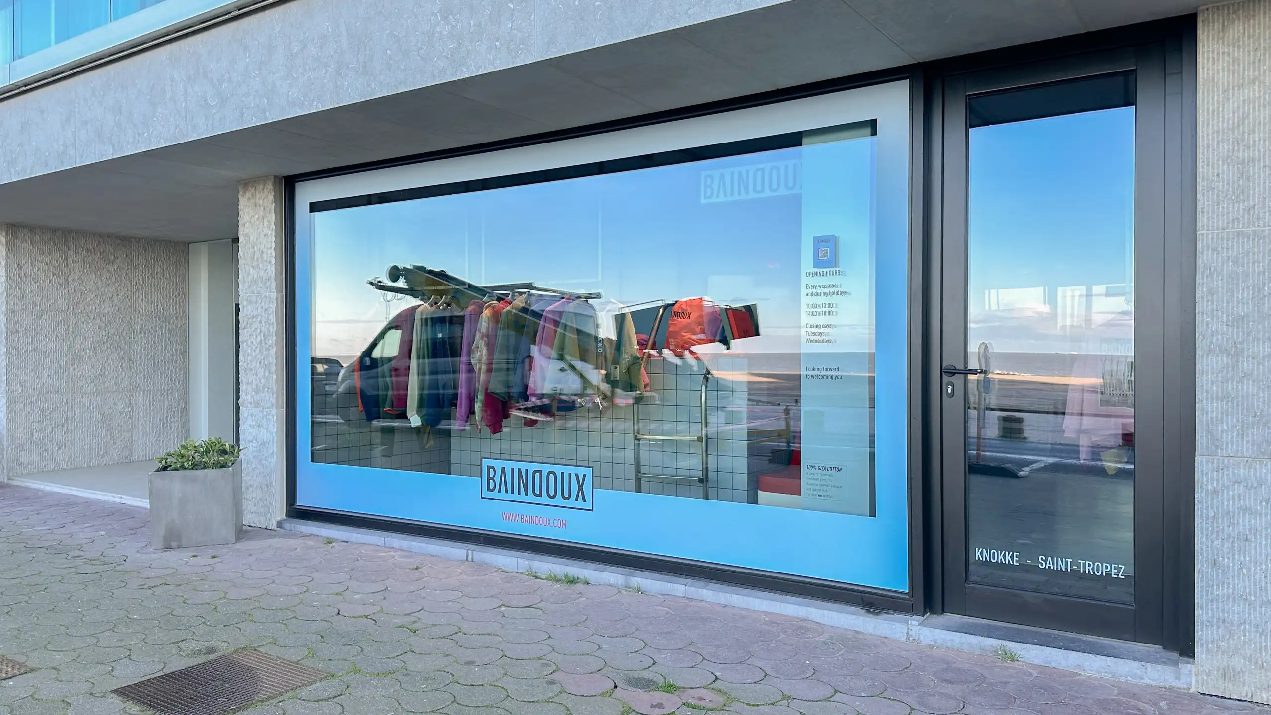 Perfect gelegen HANDELSPAND op de ZEEDIJK bij het Albertplein foto {{pictureIndex}}