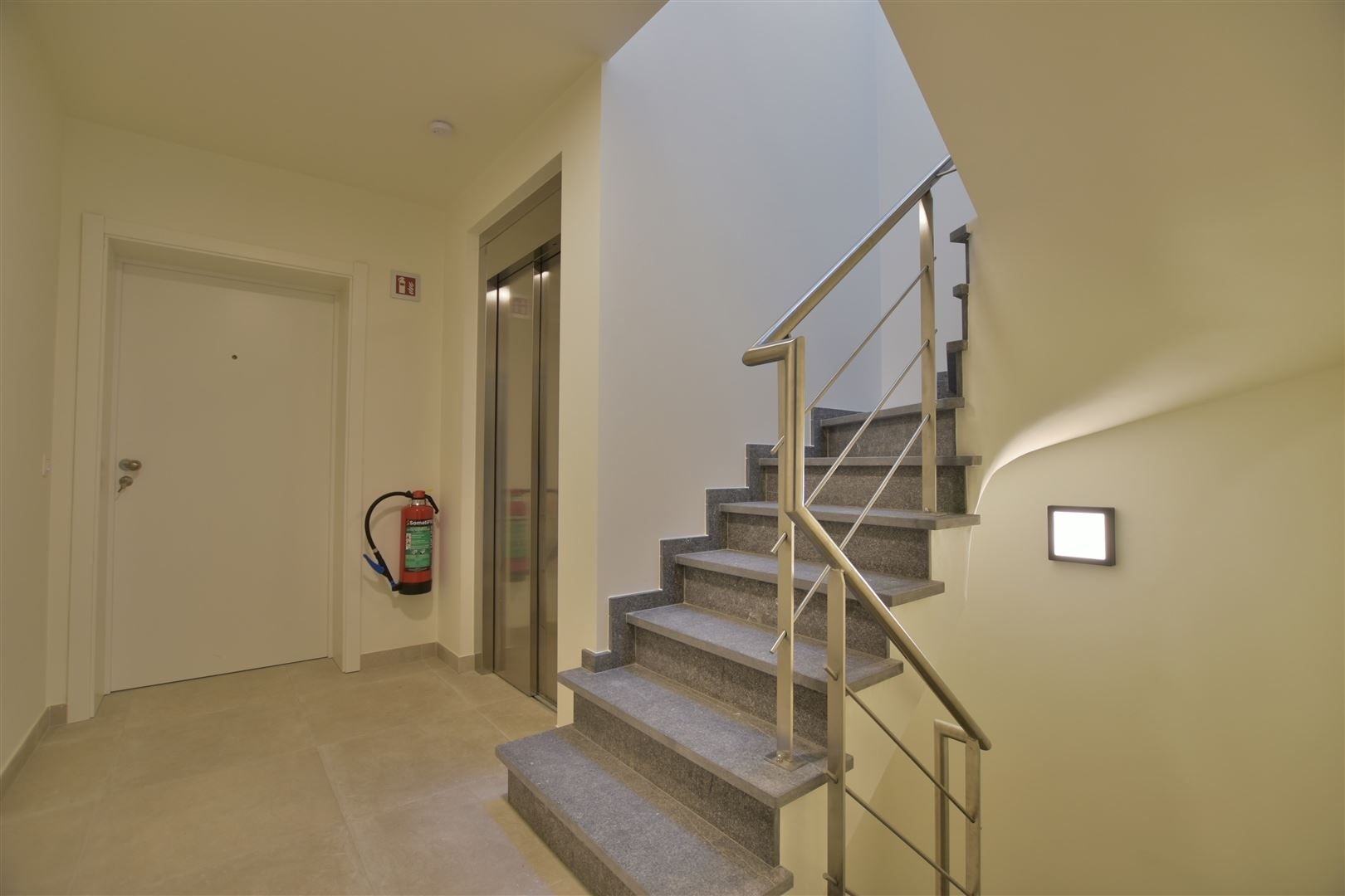 Prachtig nieuwbouwappartement op 1ste verdiepig met groot terras foto 20