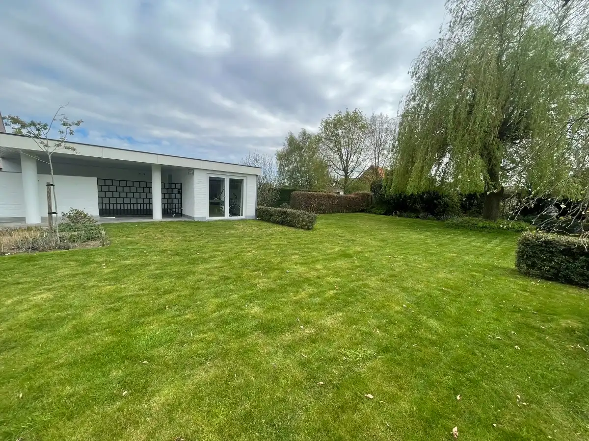 VILLA op toplocatie foto 3