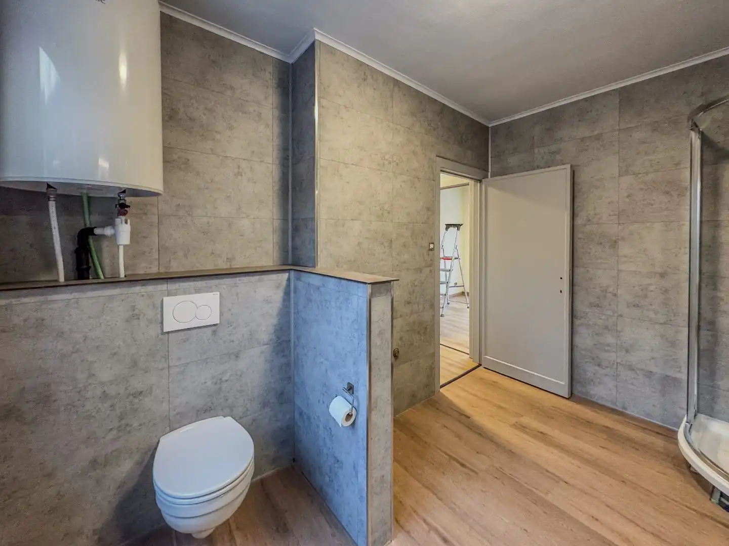 Verrassend ruime woning met 3 slaapkamers en polyvalente ruimte. foto 22