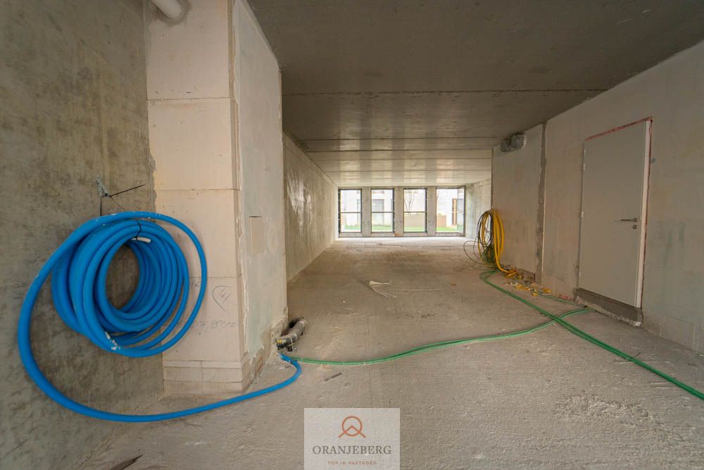 160 m² netto casco handelsruimte of kantoren te huur aan de Kiosk op de KOUTER foto 13