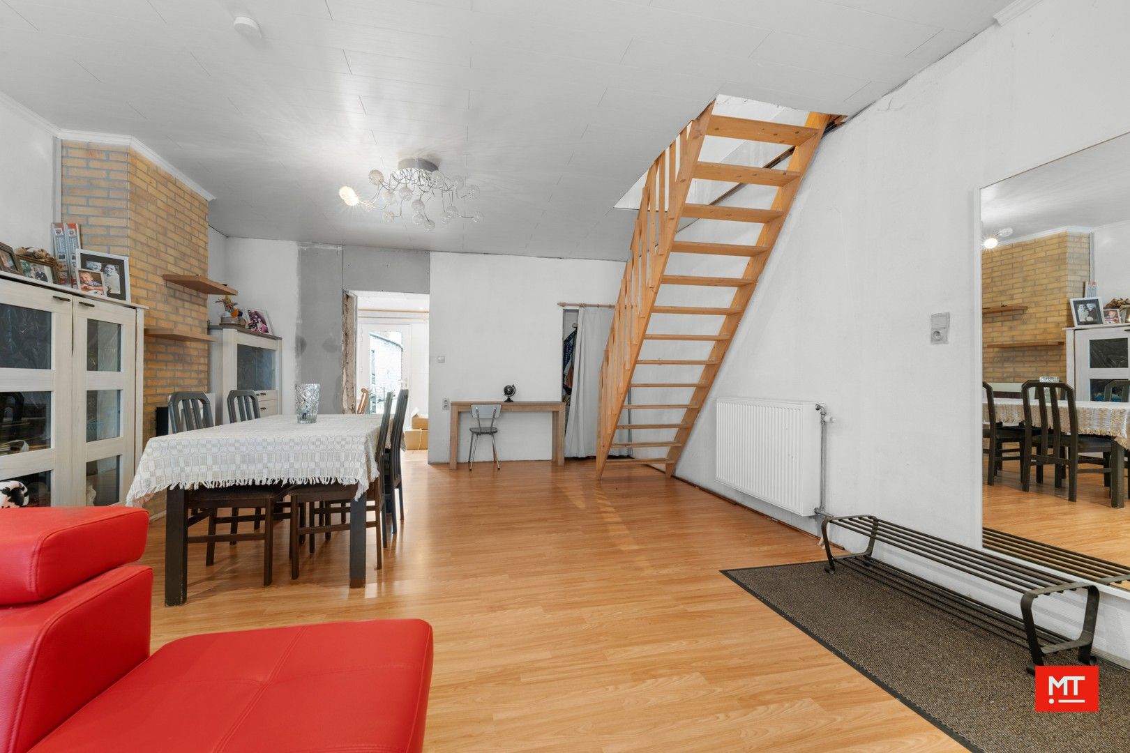 Te renoveren woning in rustige straat nabij centrum Menen foto 4