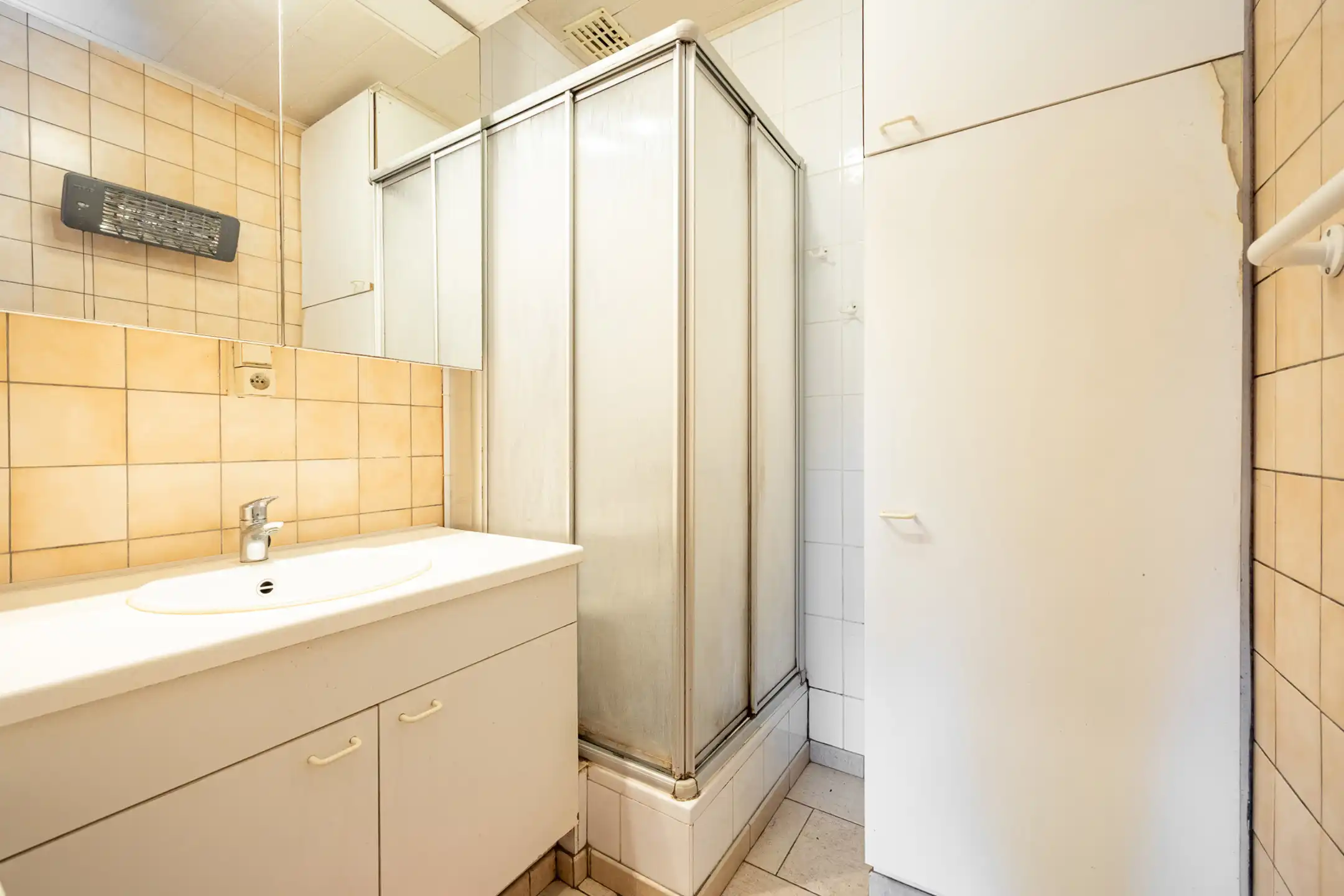 Te renoveren laagbouw gelegen op groot perceel te Merksplas. foto 22