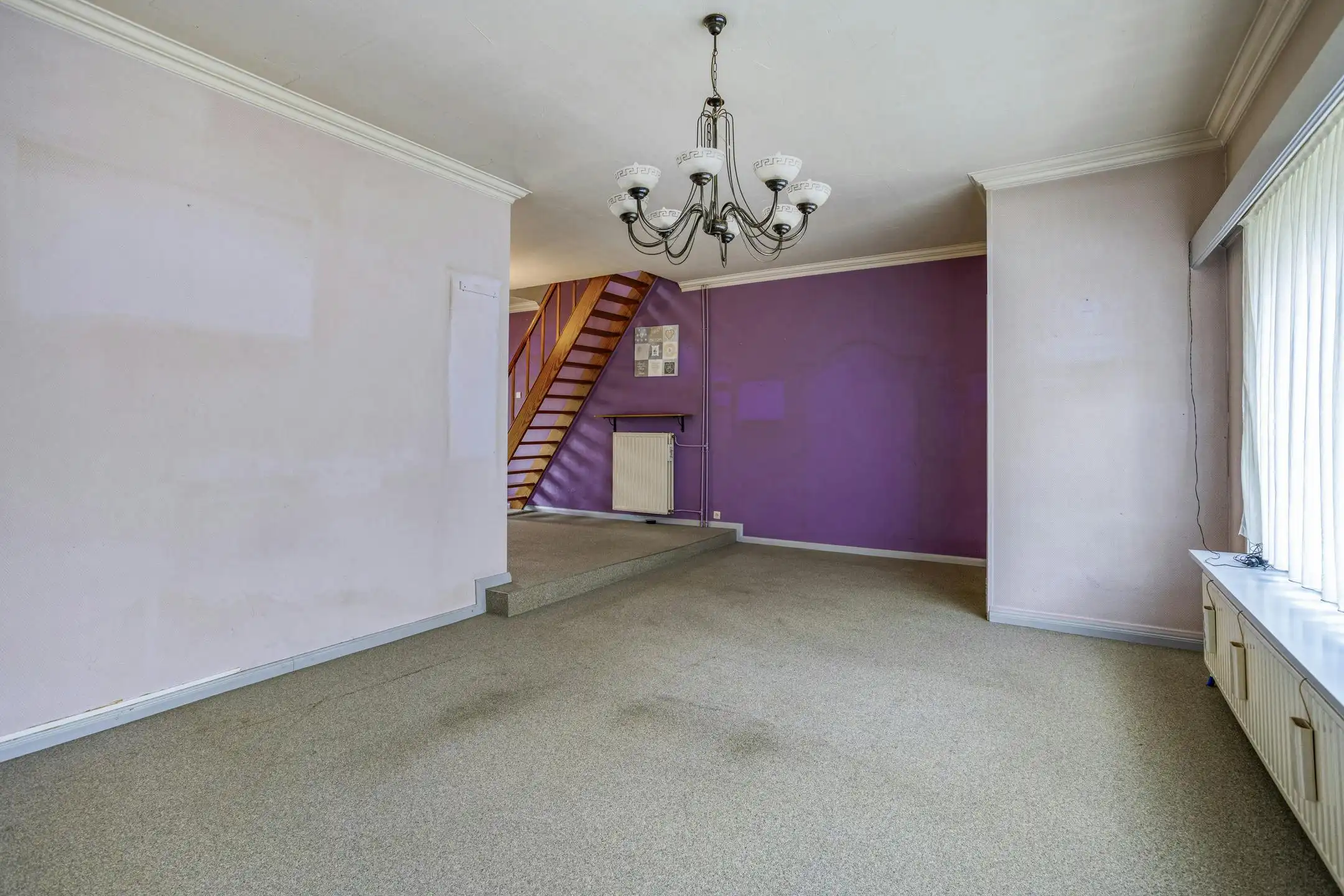 Te renoveren huis met vier slaapkamers en tuin in Kruibeke foto 2