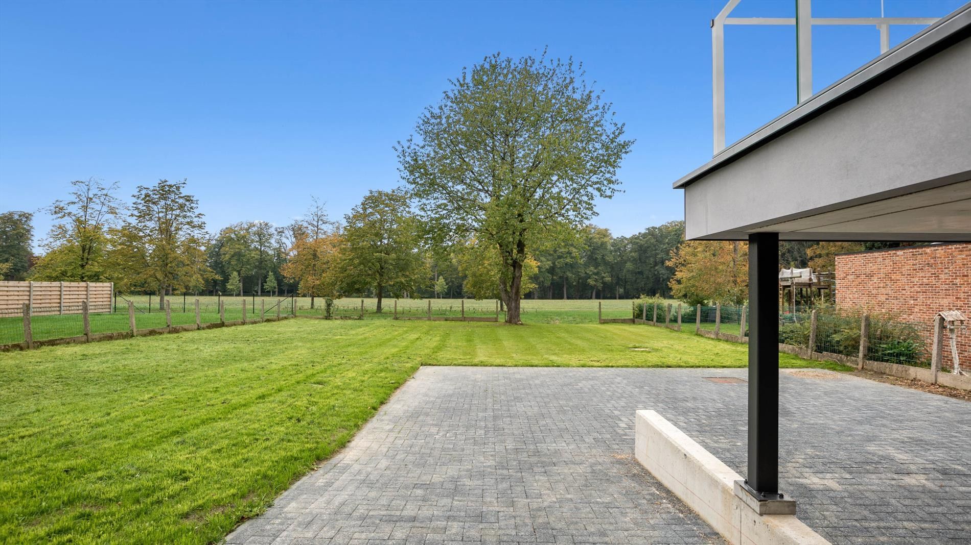 LINDEN appartement 1 slk + groot terras foto 3