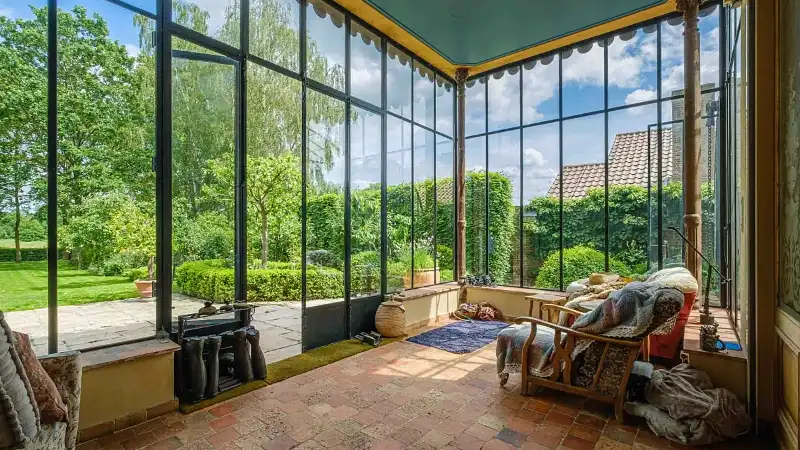 Exclusieve villa 540m² in authentieke stijl met praktijk-kantoorruimte op 17 are met vergezicht op Netevallei foto 6