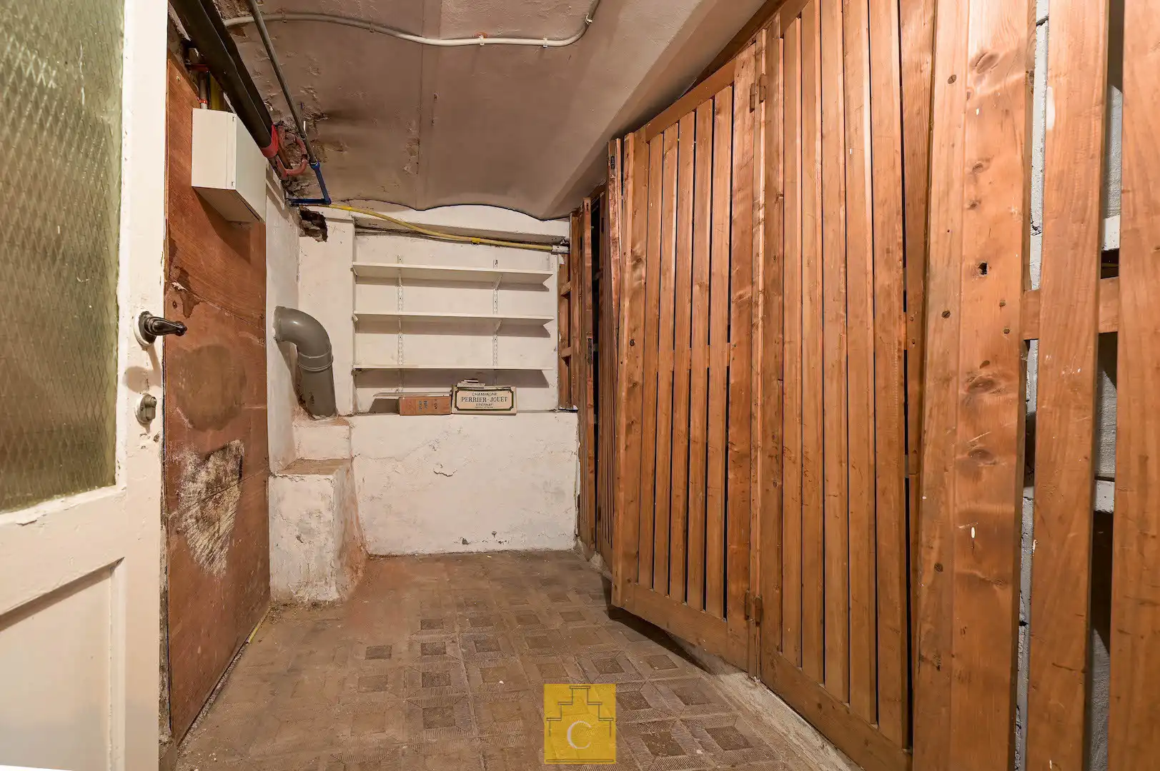 Authentiek herenhuis aan de Sint-Annarei foto 20