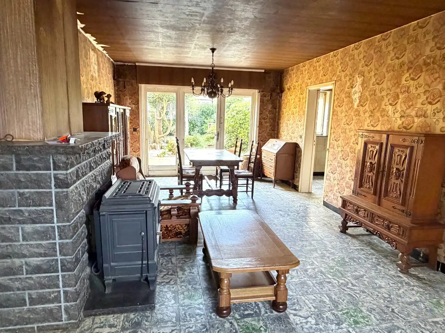 Te renoveren halfopen bebouwing met garage te koop in Harelbeke foto 5