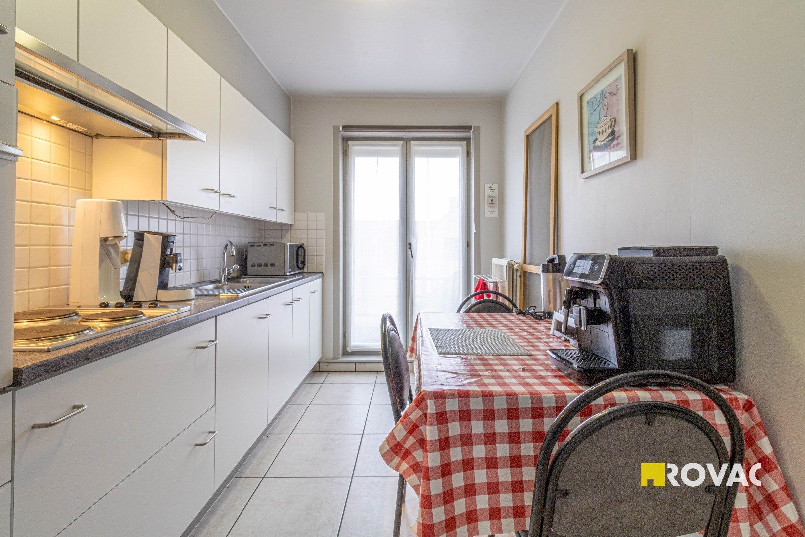Appartement op de 1ste verdieping met 2 slaapkamers en garage foto 4
