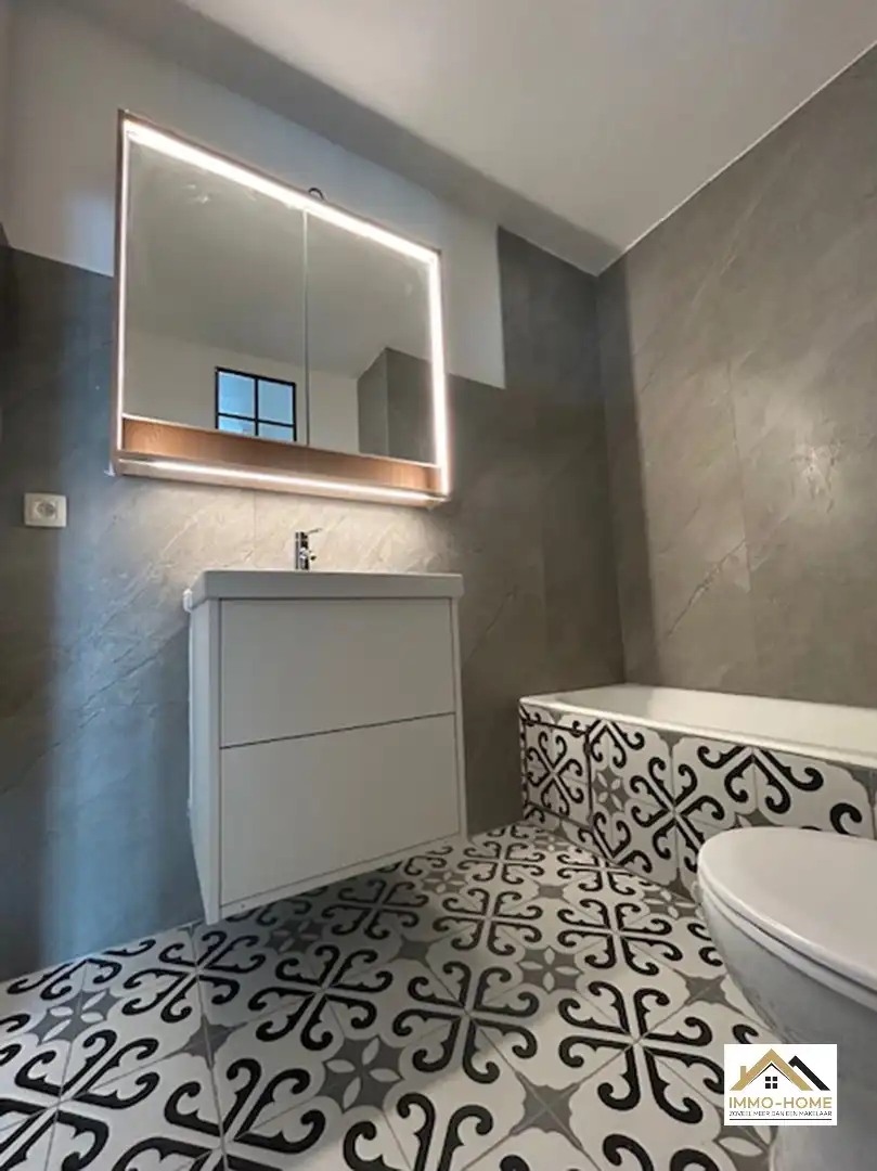 Ruime vernieuwde studio op TOPligging centrum Gent foto 9