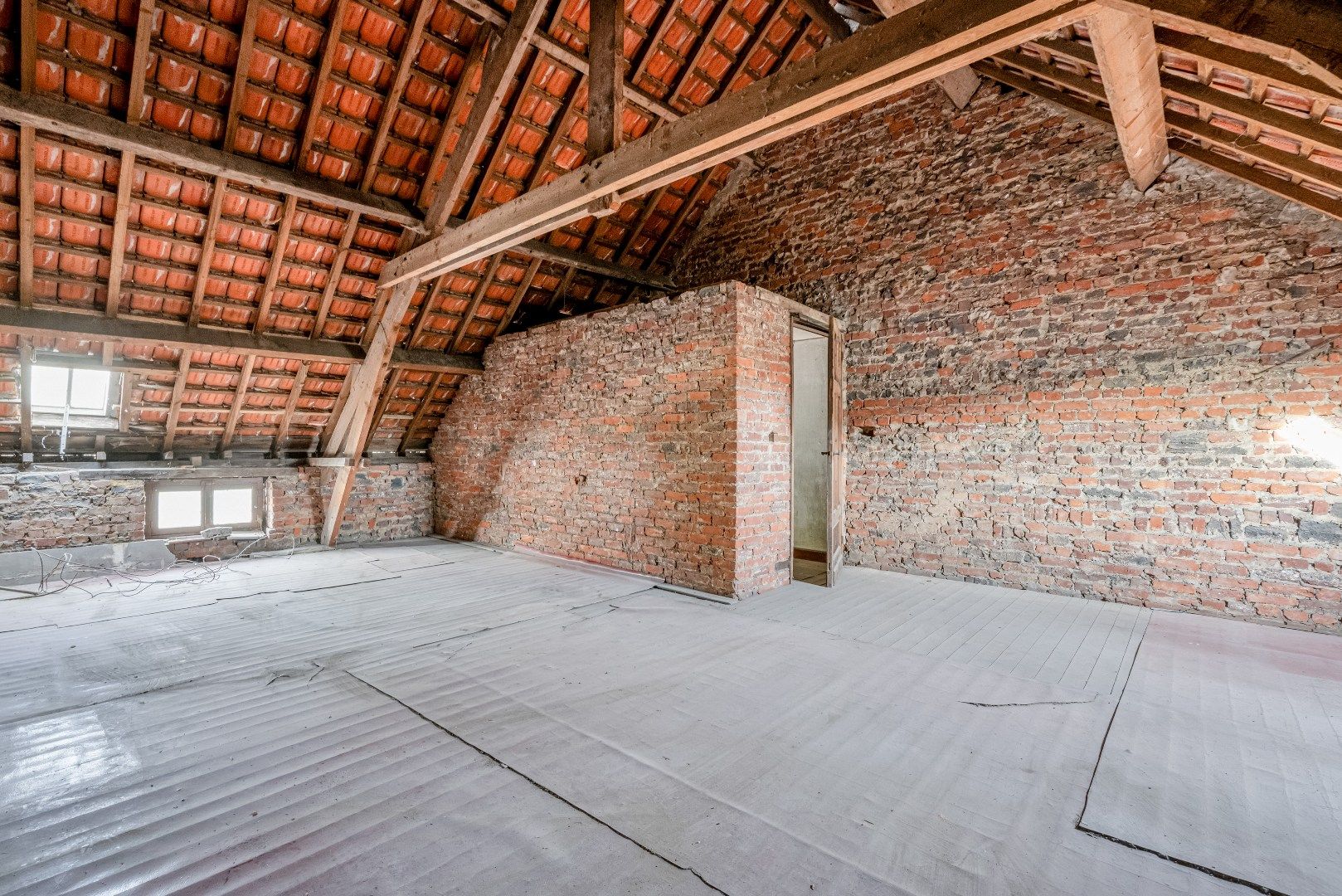 Solide burgerwoning met karakter en potentieel  foto 11