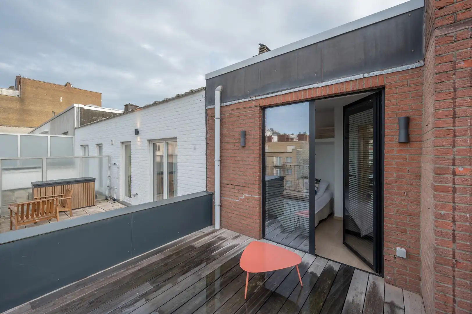 Appartement met schitterend zonneterras en zijdelings zeezicht vlakbij het Driehoeksplein in het Zoute. foto 13