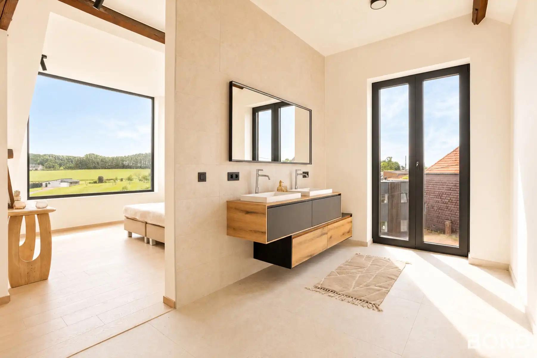 Instapklare villa met 4 slpks foto 19