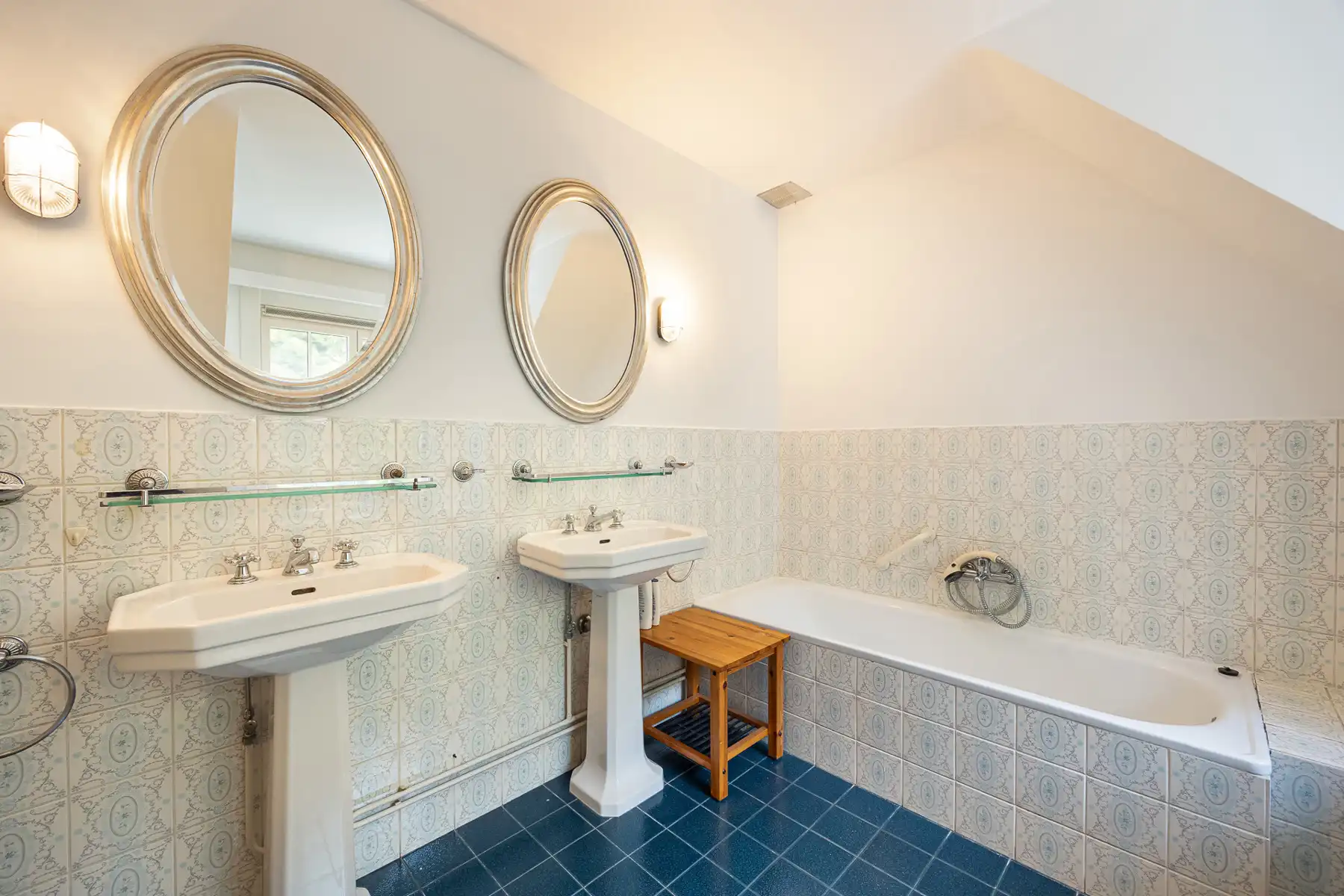 Exclusieve gemeubileerde villa op 2.050m² te Schilde-Bergen foto 16