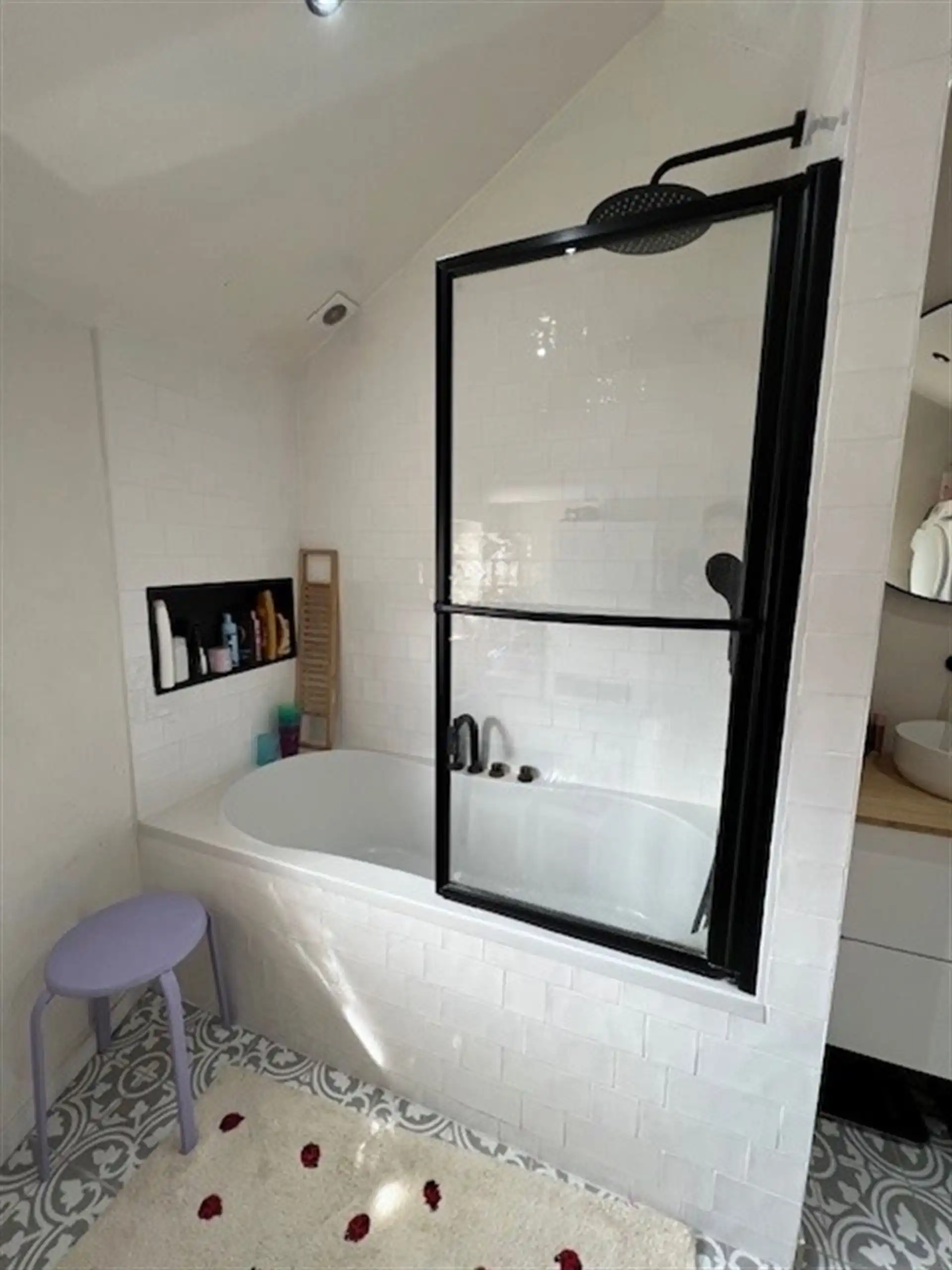 Gerenoveerde, instapklare woning met zuidgerichte tuin en terras (EPC B) foto 13