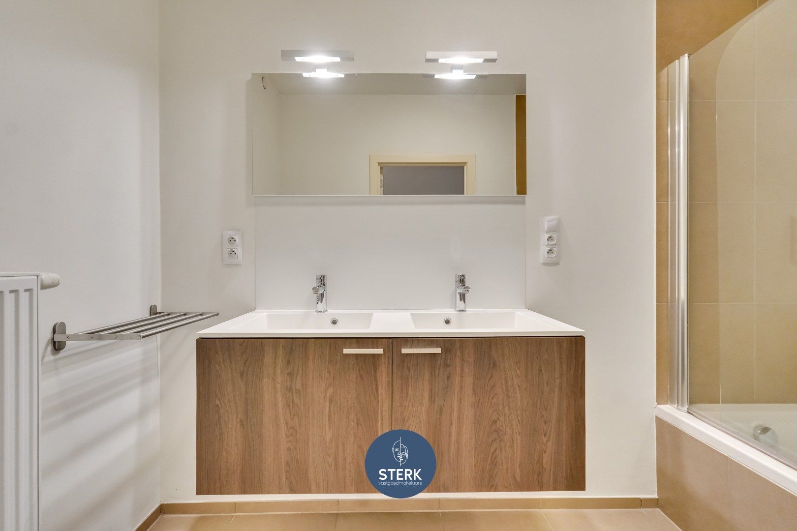 INSTAPKLAAR 2-SLPK APPARTEMENT MET EPC LABEL A TE MAASMECHELEN !  foto 15