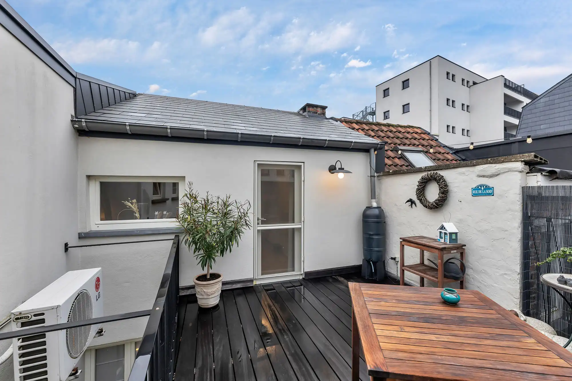Luxueus appartement met handel gelijkvloers centrum Aalst foto 16
