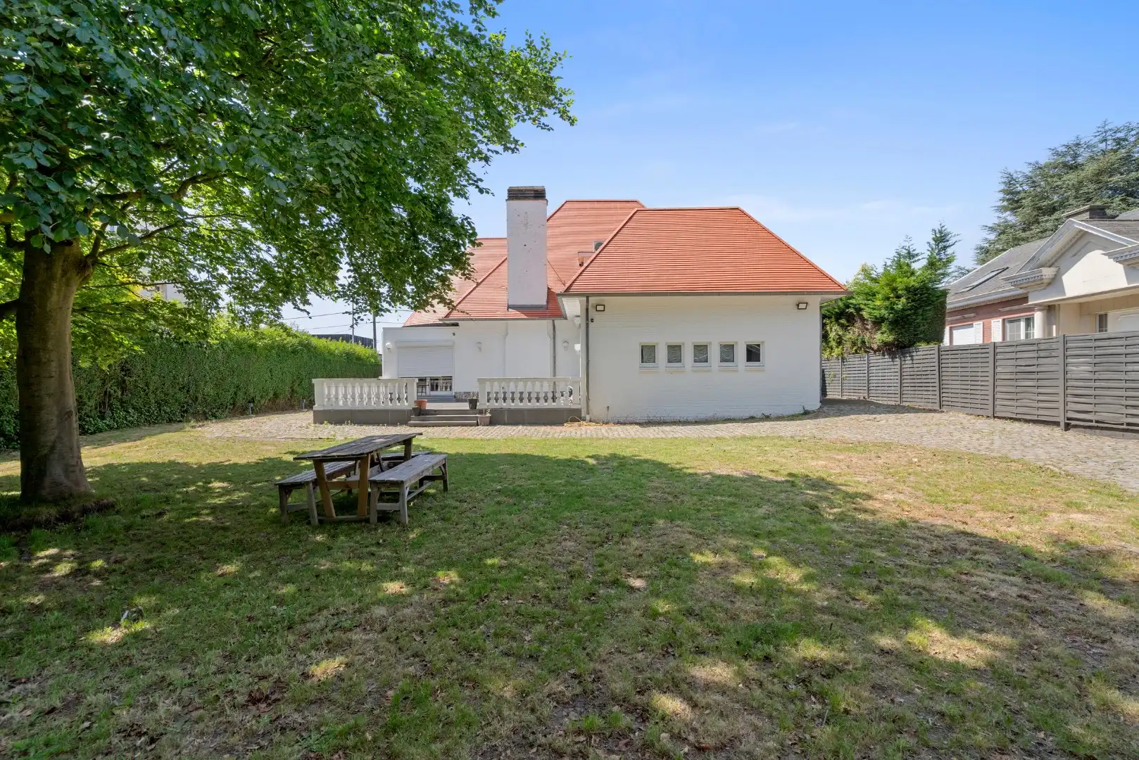 Stijlvolle villa met 5 slaapkamers op mooi perceel van 1325m² foto 24