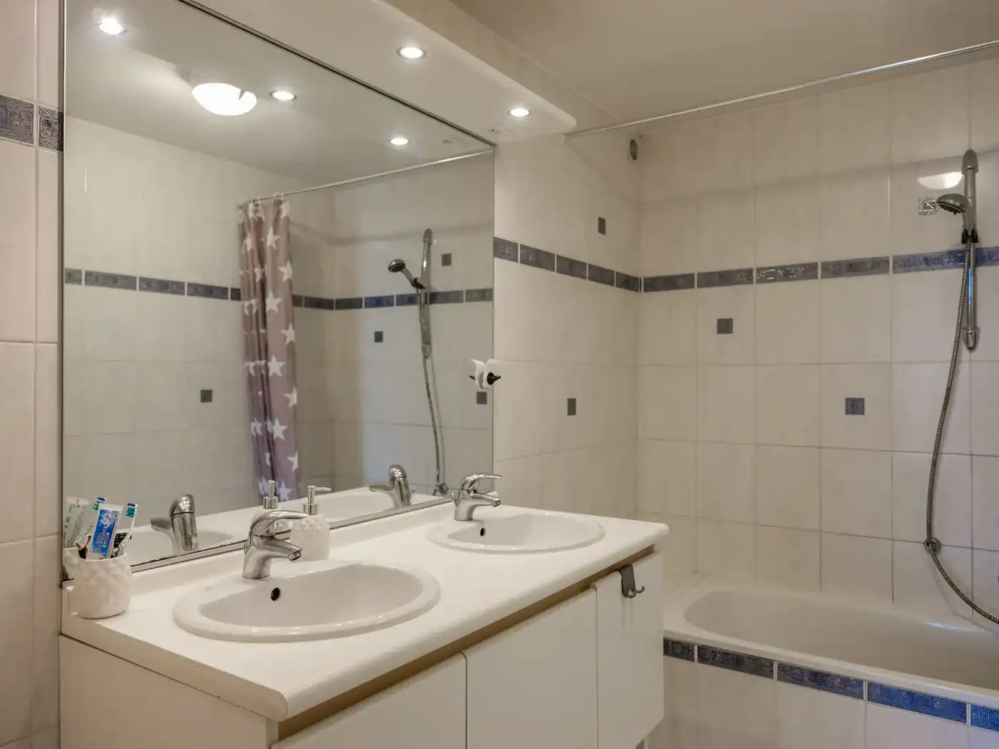 Ruim duplex appartement met in centrum Dentergem foto 8