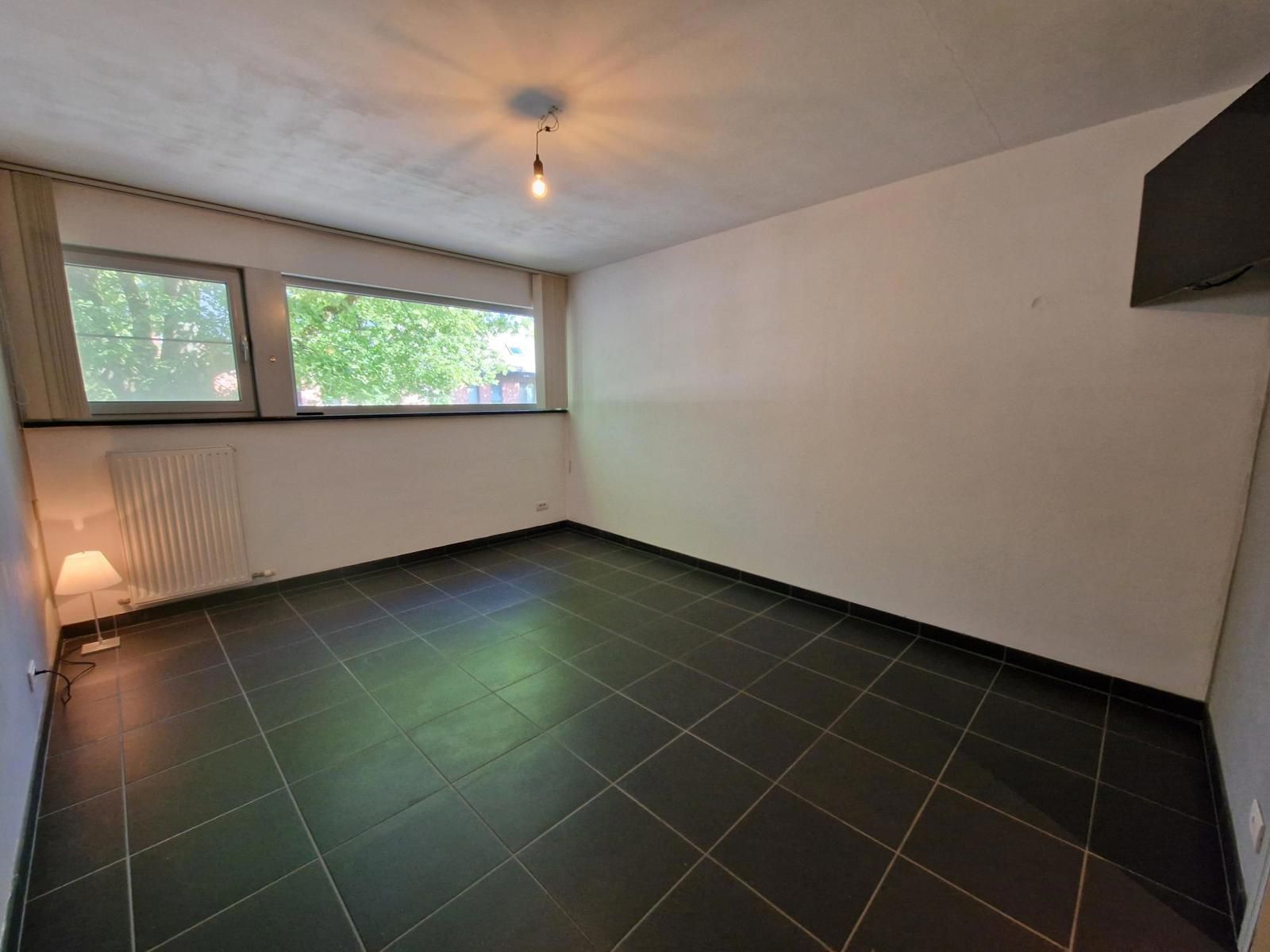 Appartement met groot terras en garage op Boulevard te Mol foto 28
