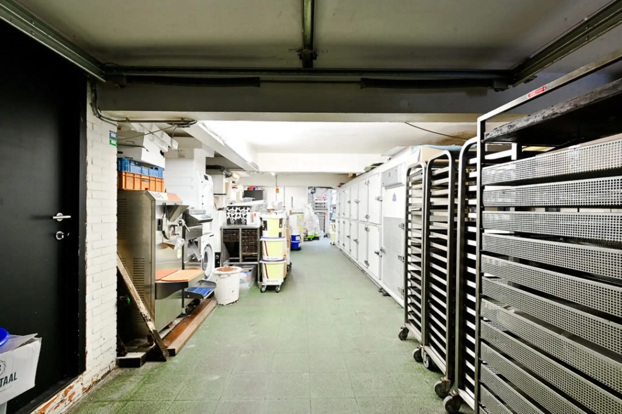 Veelzijdig handelspand op TOP-locatie foto 26