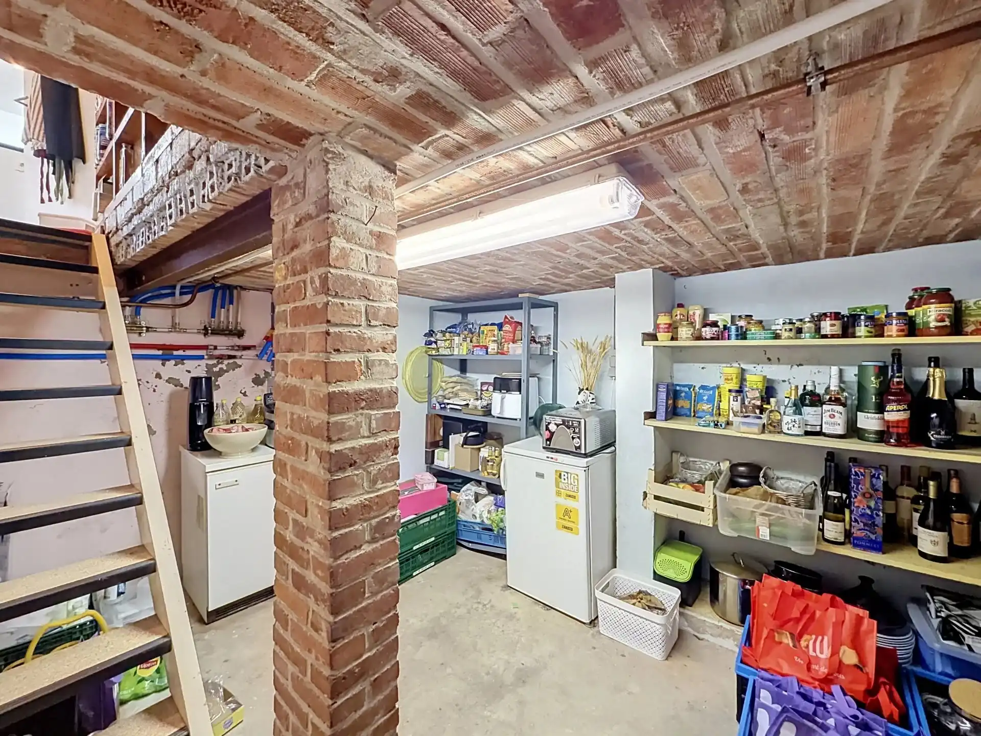 Verrassend ruime instapklare woning met 3 slaapkamers op een mooi perceel. foto 32