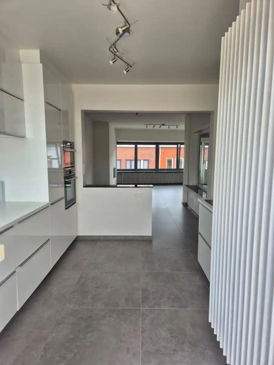 Te huur : Ruime instapklare woning nabij centrum Aalst foto 7
