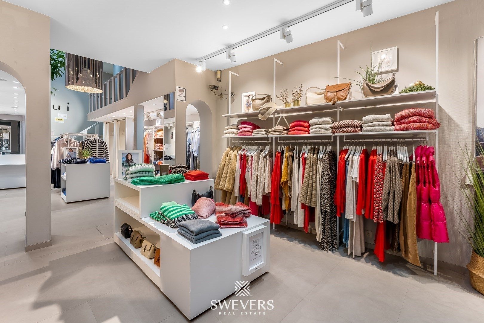 Uniek handelspand op TOPlocatie in hartje Sint-Truiden foto 8