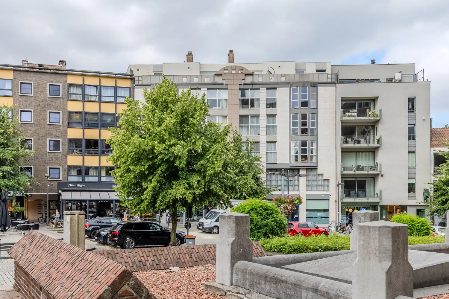 Ruim penthouse in centrum Lanaken met 3 slaapkamers en panoramisch uitzicht foto 4
