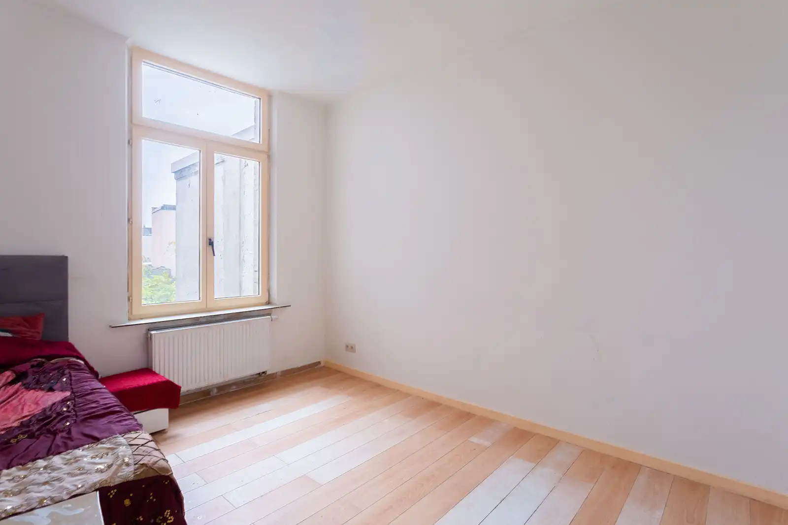 Te renoveren woning met 5 slpk, 2 badk en koer in Deurne-Zuid foto 20