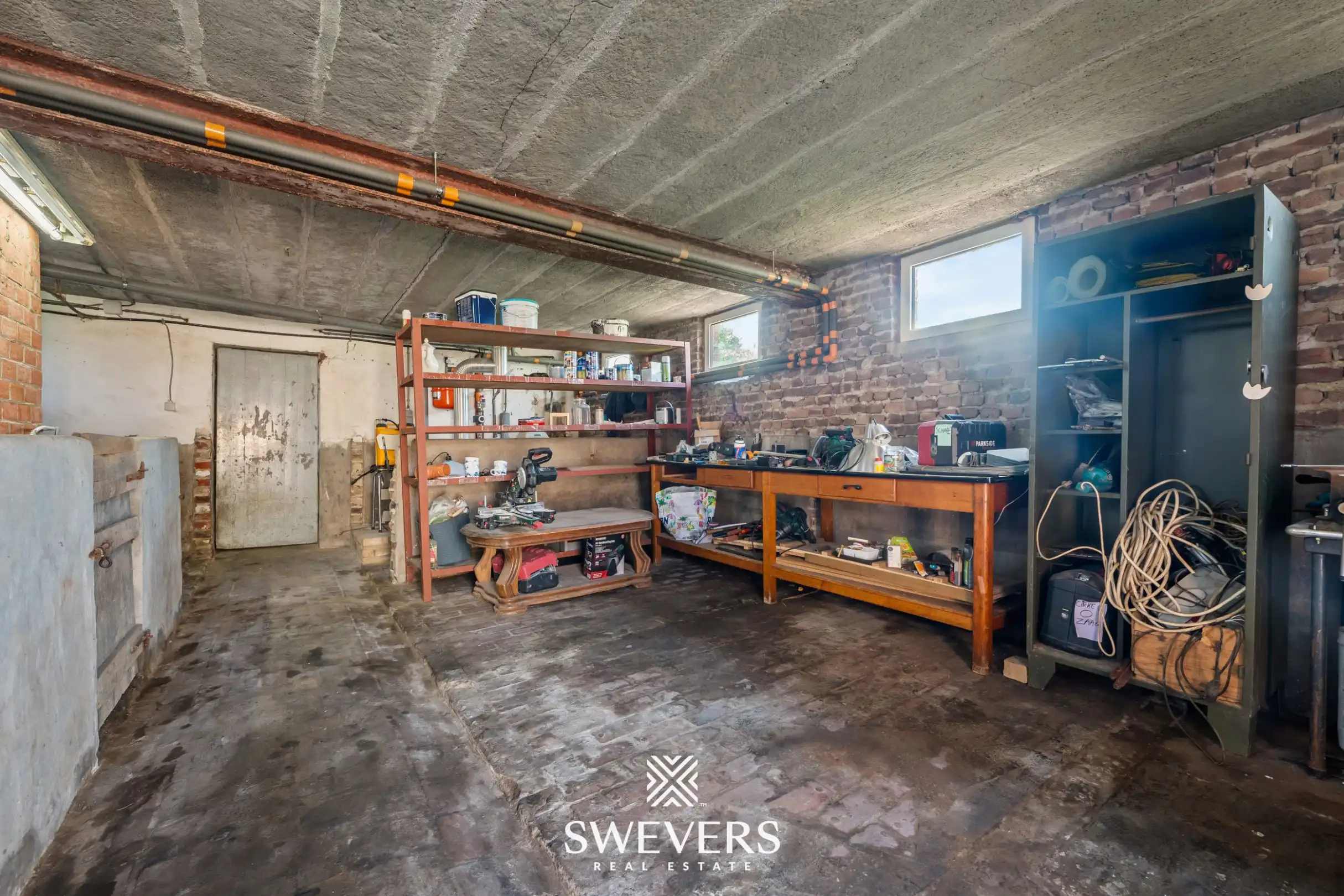 Zeer ruime woning met 5 slaapkamers, meerdere multifunctionele ruimtes en zeer ruime tuin foto 26