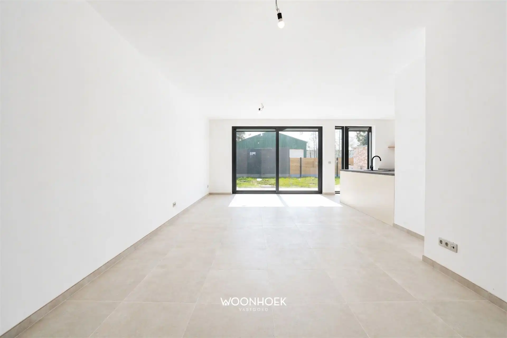 Stijlvolle nieuwbouwwoning met 4 slaapkamers aan 6% BTW foto 7