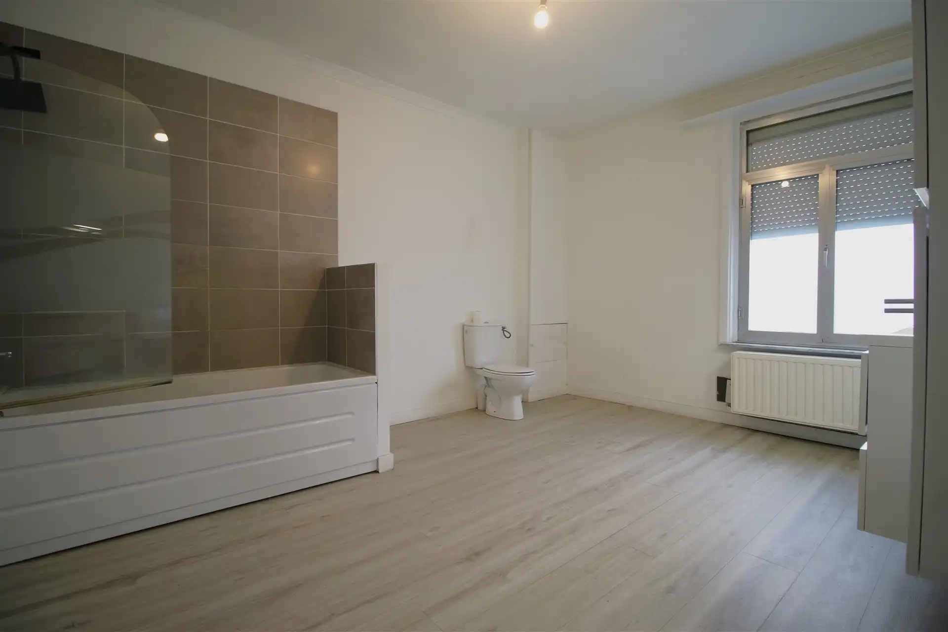 Vernieuwde rijwoning met tuin i.h. centrum foto 16