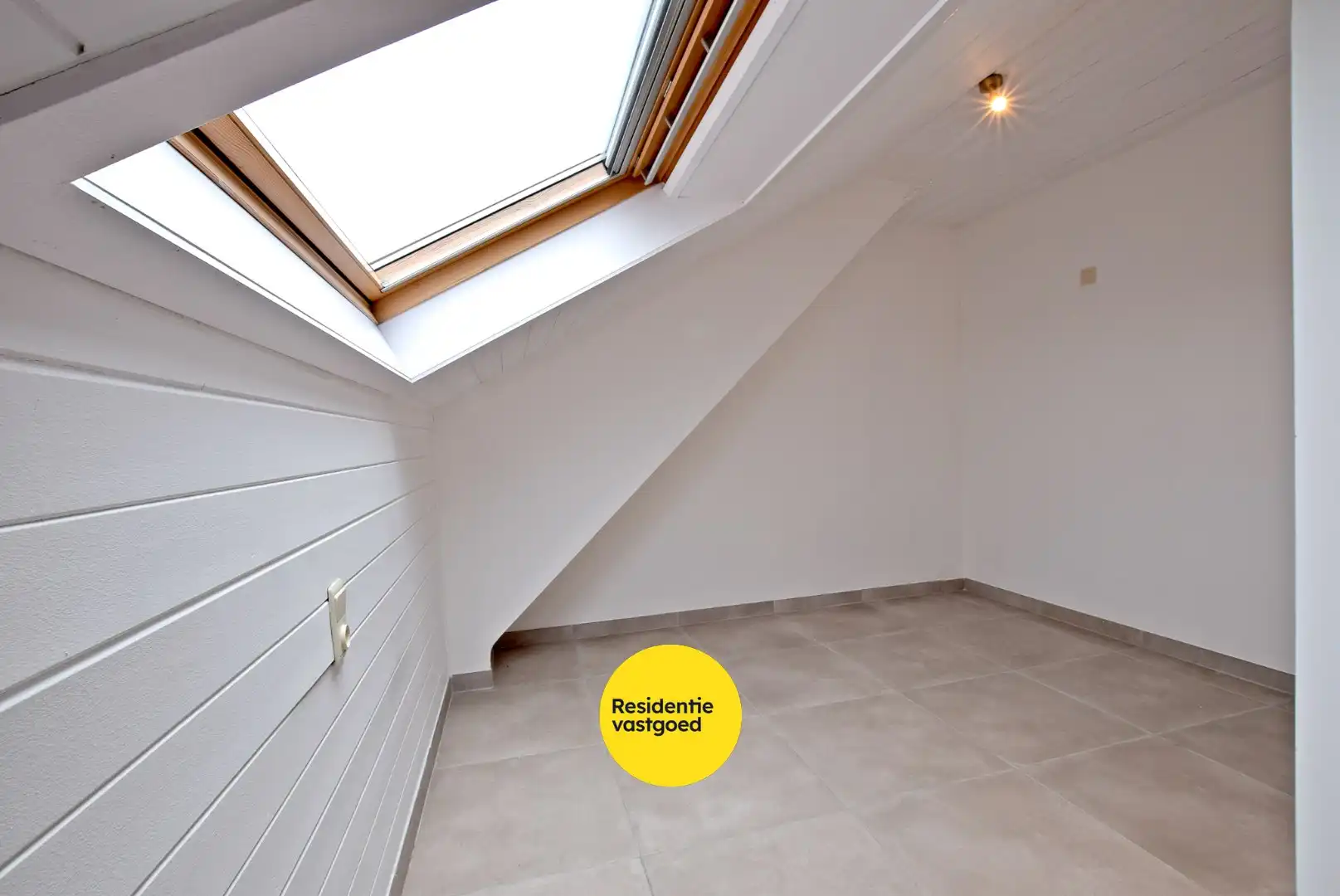 Investeringsvastgoed (gerenoveerd in 2024) omvat 2 afzonderlijk te verhuren appartementen samen 145m²! foto 16