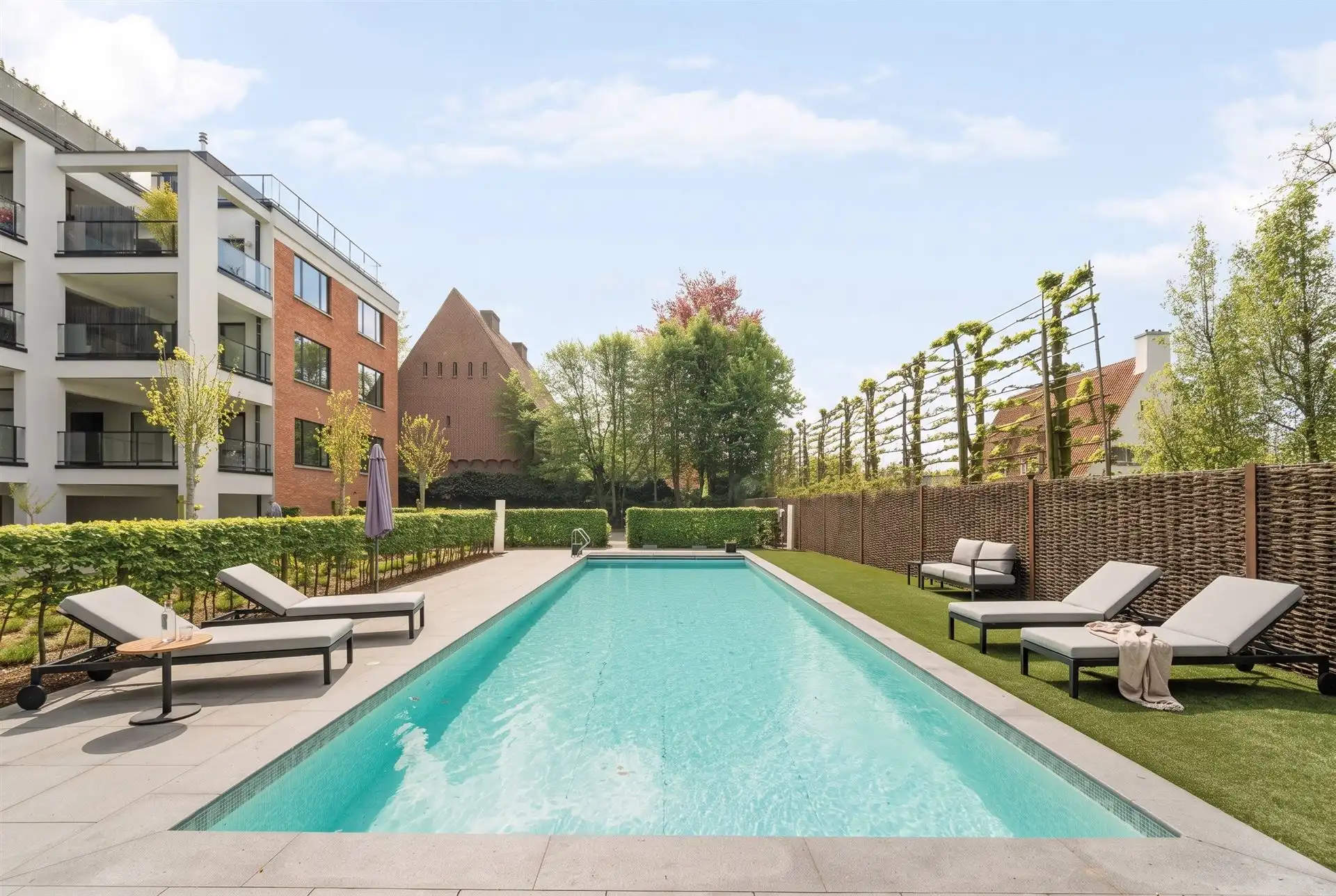 Topgelegen lichtrijke penthouse met prachtig terras foto 4