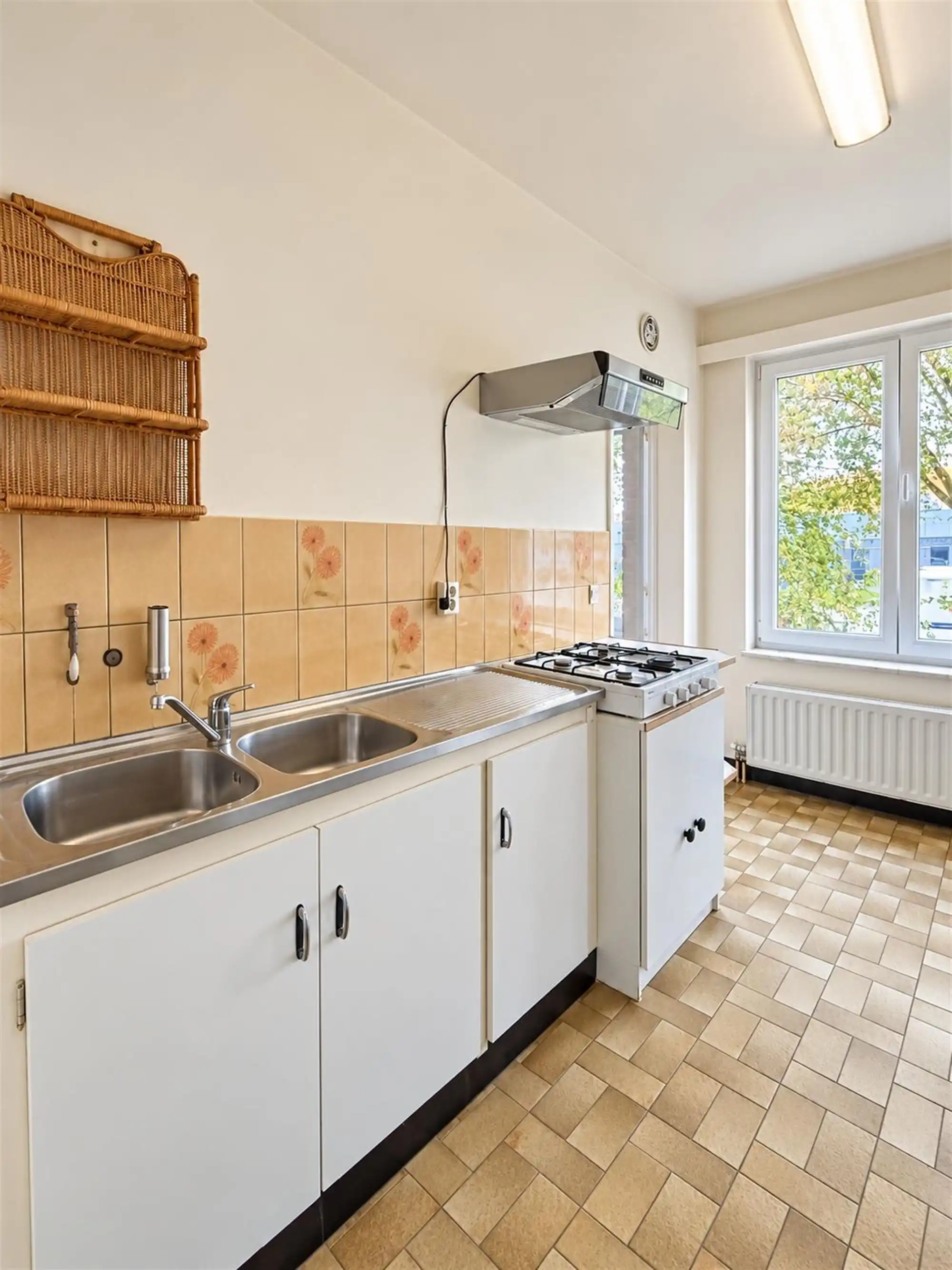 Instapklaar 2-slaapkamer appartement met terras en garage foto 5
