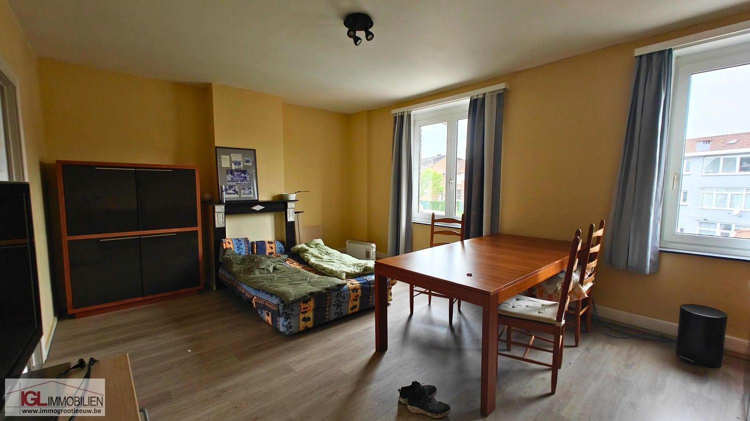 Handelspand op topliging met optimale zichtbaarheid langsheen Bergensesteenweg met veel parking en twee woongelegenheden! foto 14