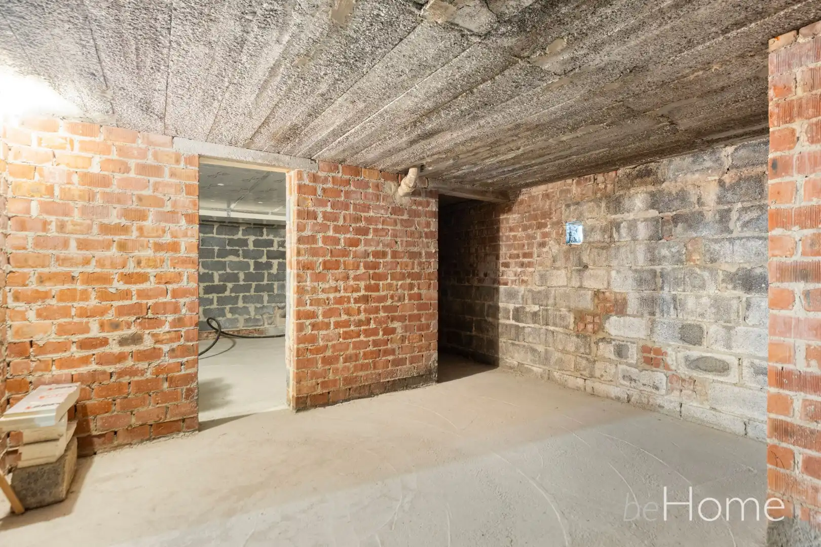 Vrijstaande bungalow met 4 slaapkamers, volledige kelder en ZO-tuin foto 30