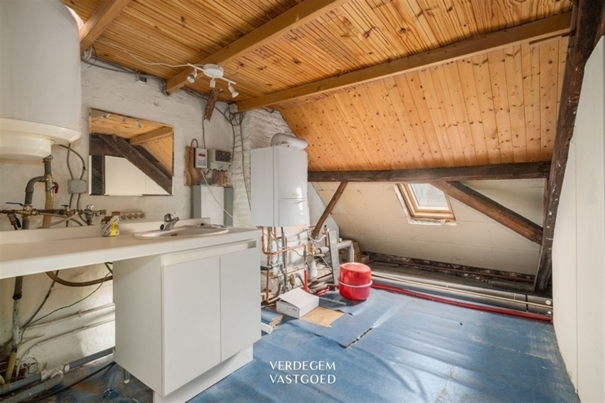 Centraal gelegen handelspand met woonst, ook voor nieuwbouwproject foto 13