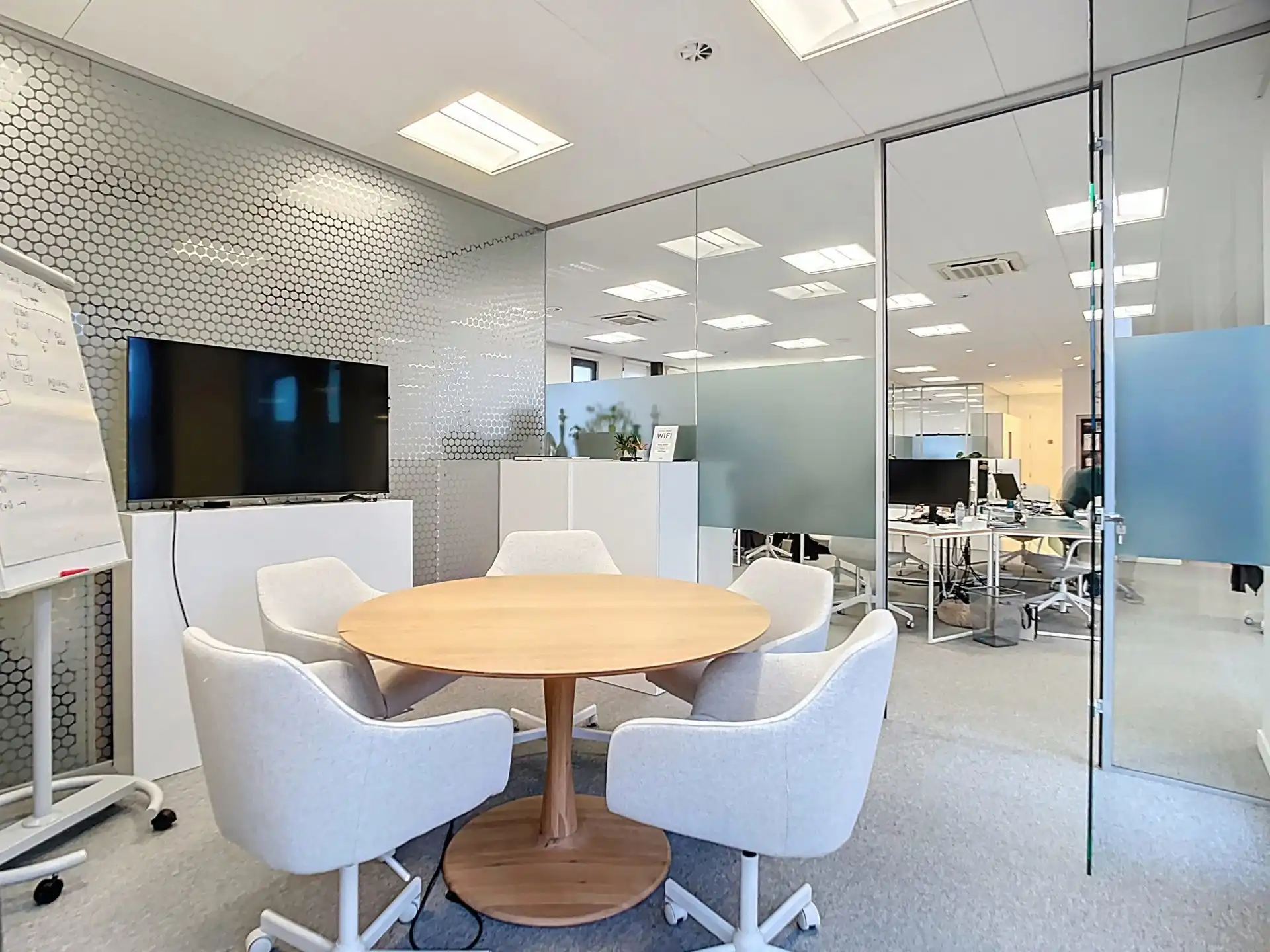 Exclusieve kantoorruimte 325m² te huur  foto 8