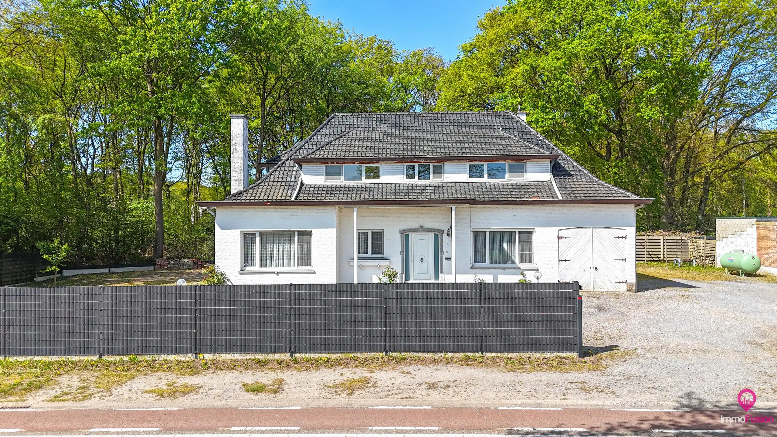 Ruime open bebouwing van 328m² met 5 slpk op toplocatie! foto 38