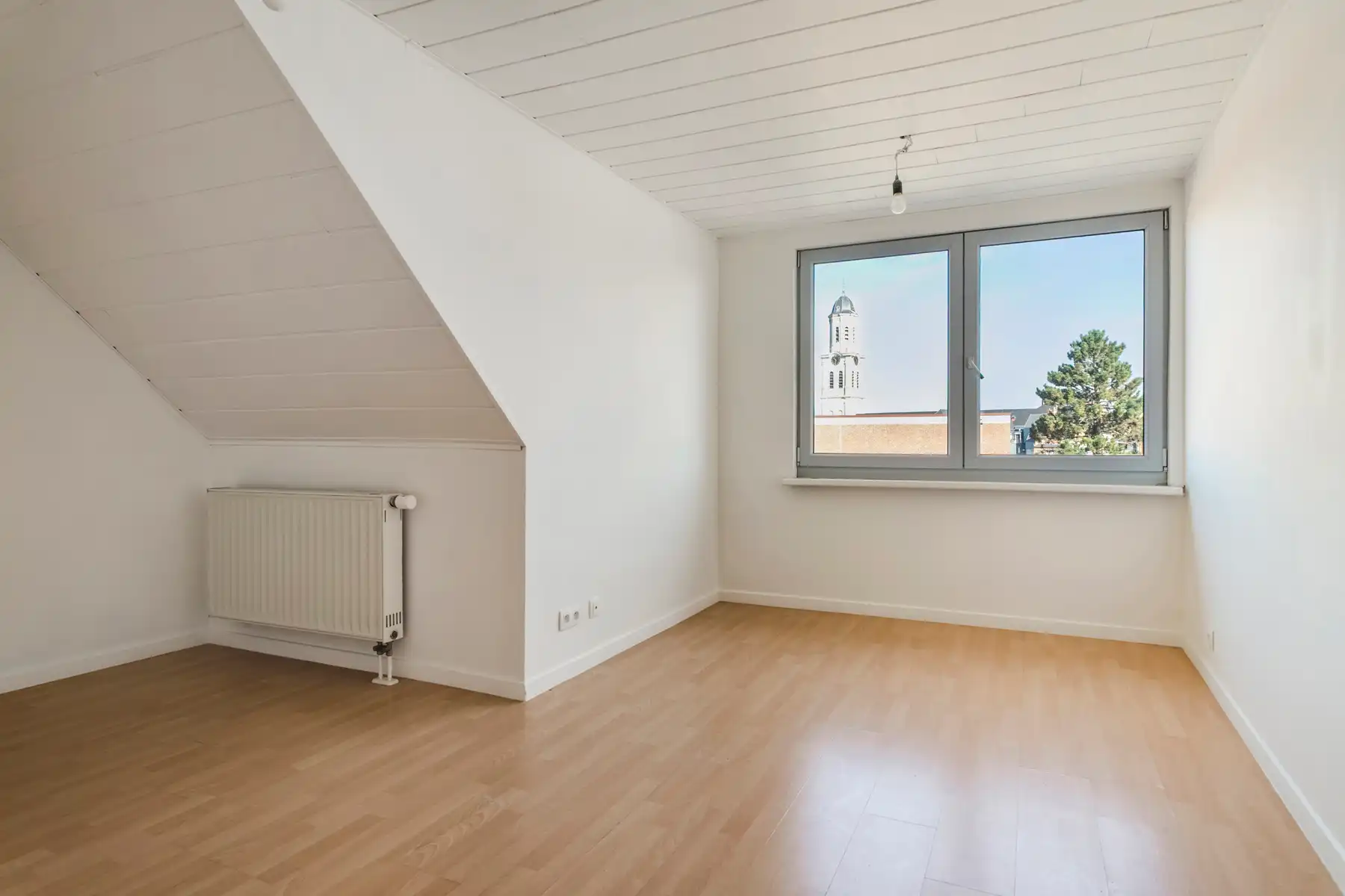TE KOOP - gerenoveerd appartement met 2 slaapkamers en EPC B foto 7