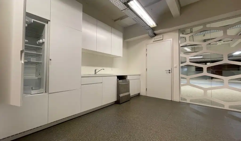 High-end kantoren te huur in Metro Building in Antwerpen foto 18